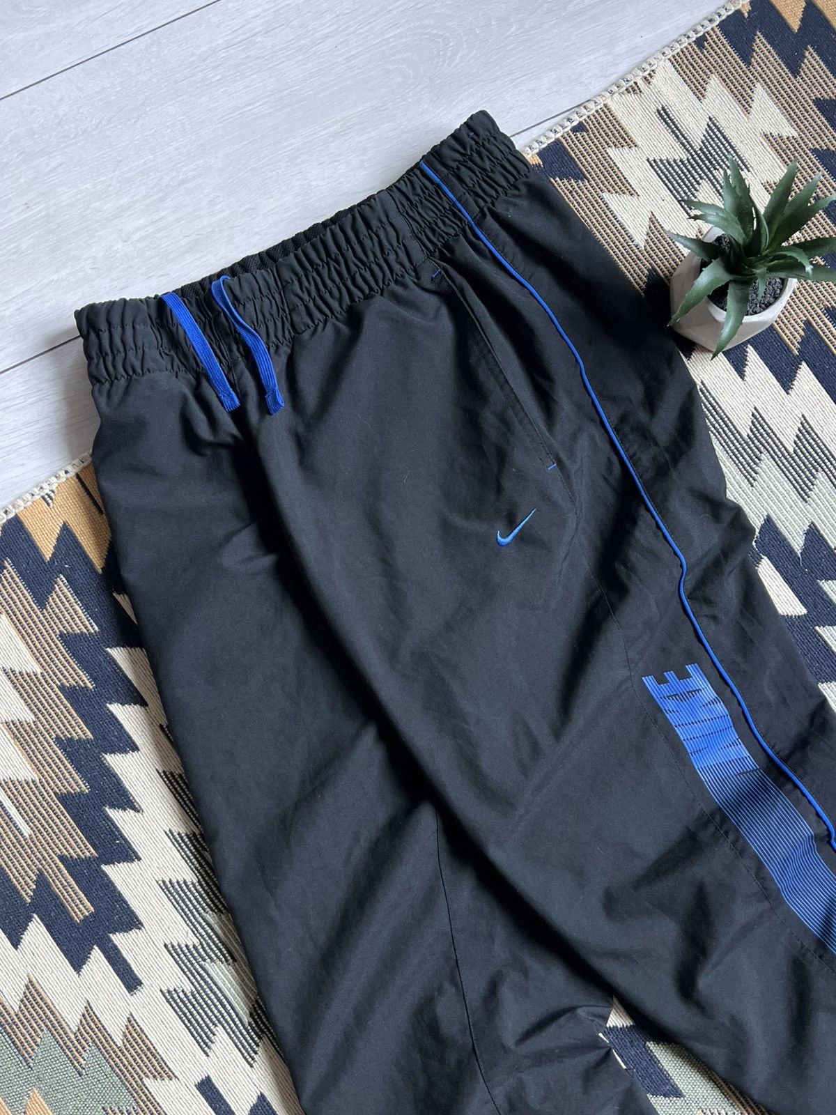 Nike Nike Vintage Y2k Drill Swoosh Nylon Pants Size US 32 / EU 48 - 2 Thumbnail