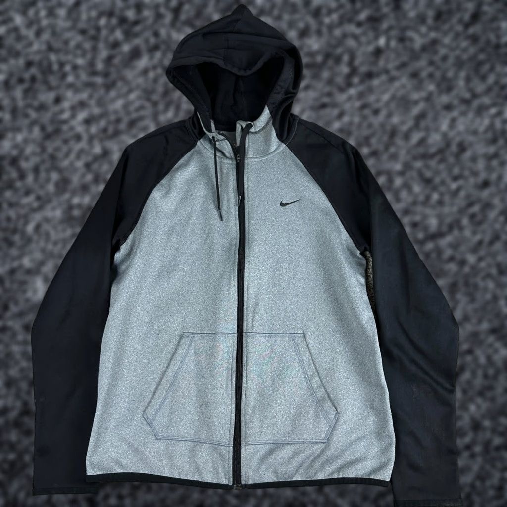 Nike Nike Jacket Women M Gray Black Therma Fit Fleece Full Zip Hooded Logo Mid-Length Windbreaker Winter Fall Size M / US 6-8 / IT 42-44 - 1 Thumbnail