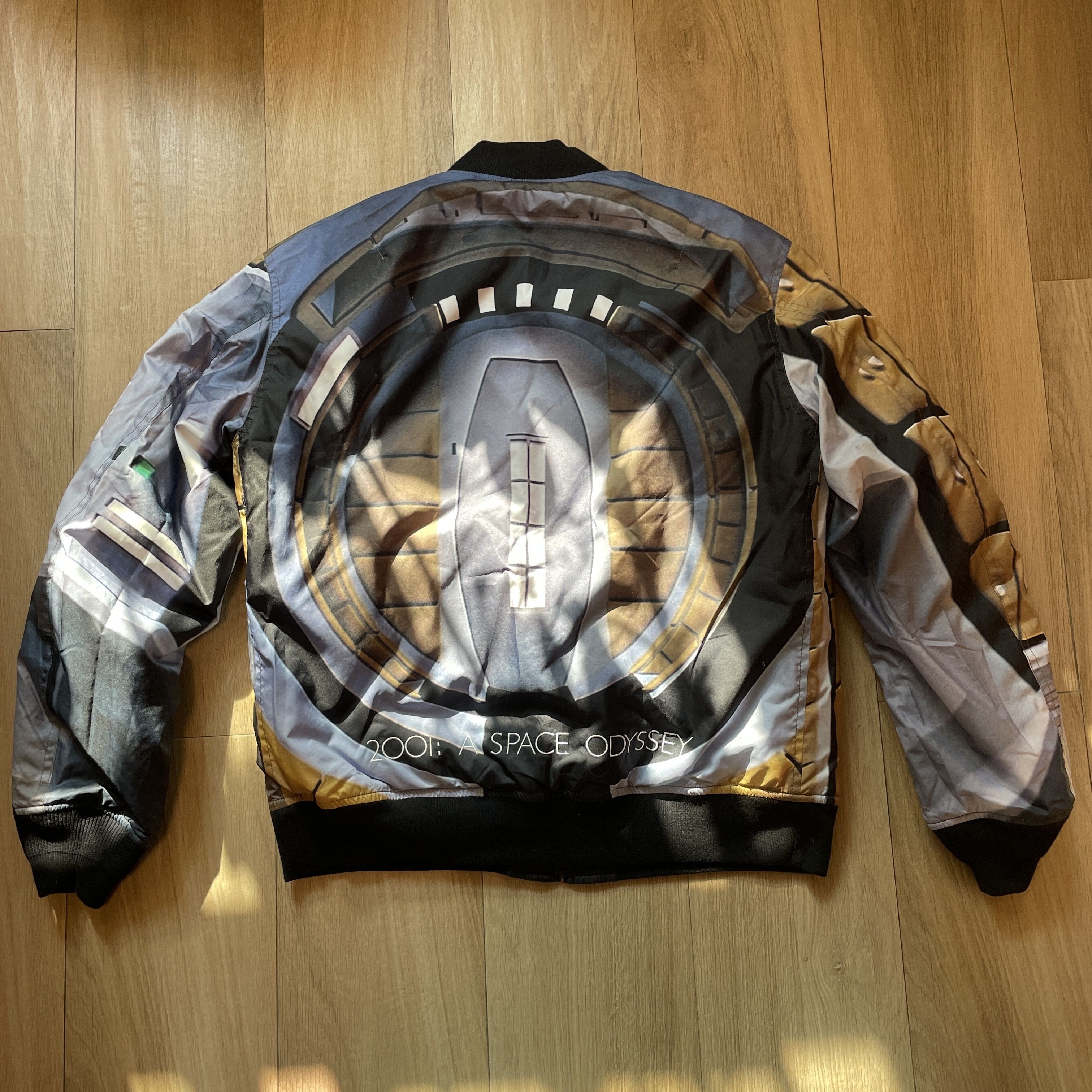 Undercover FW2018 2001:A Space Odyssey Printed Reversible Bomber Jacket Size US XL / EU 56 / 4 - 10 Thumbnail