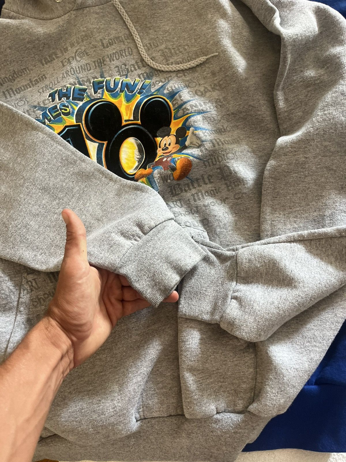 Disney Micky mouse disney hoodie Size US L / EU 52-54 / 3 - 4 Thumbnail