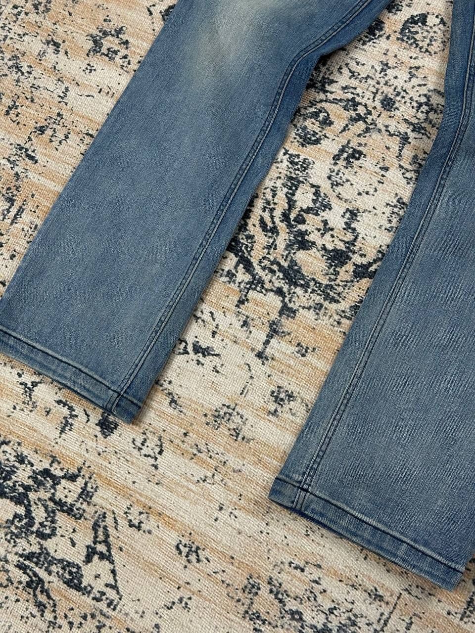 Burberry × Vintage Vintage Burberry Cropped Light Denim Jeans Size 27" / US 4 / IT 40 - 6 Thumbnail
