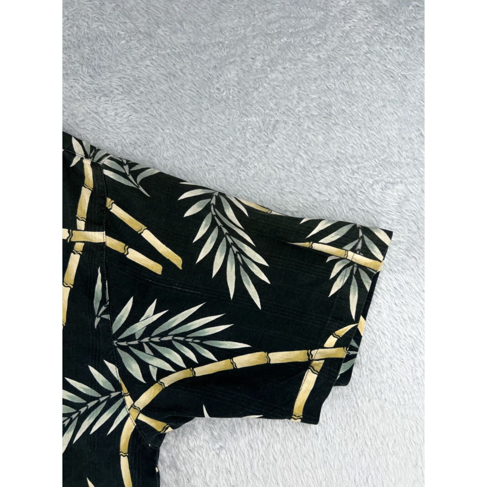 Tommy Bahama Tommy Bahama Hawaiian Shirt Adult Medium Black Floral Silk Button Up Pocket Aloha Mens Size US M / EU 48-50 / 2 - 2 Thumbnail