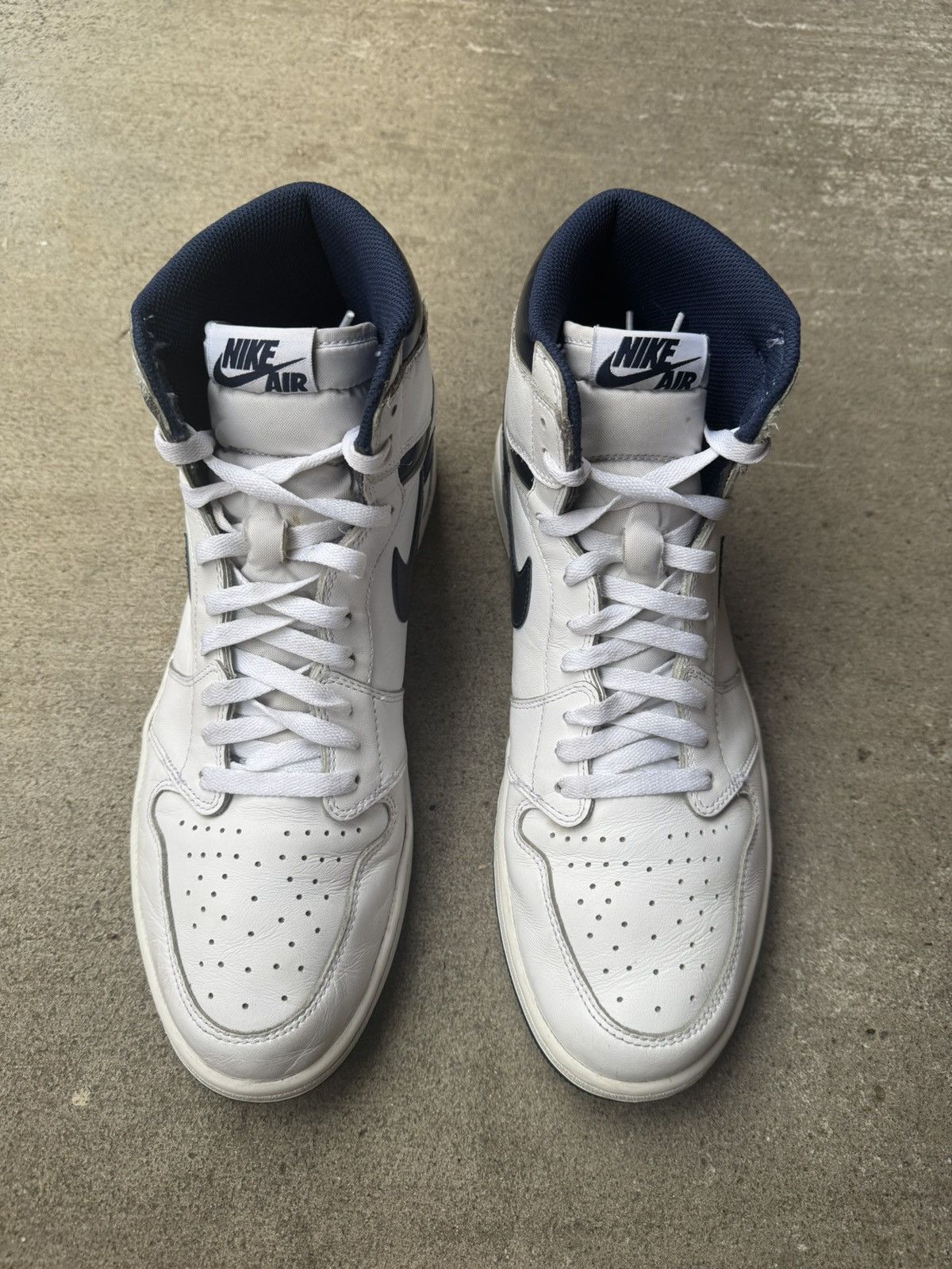 Jordan Brand JORDAN 1 RETRO HIGH OG METALLIC NAVY 2016 SIZE 14 Size US 14 / EU 47 - 3 Thumbnail