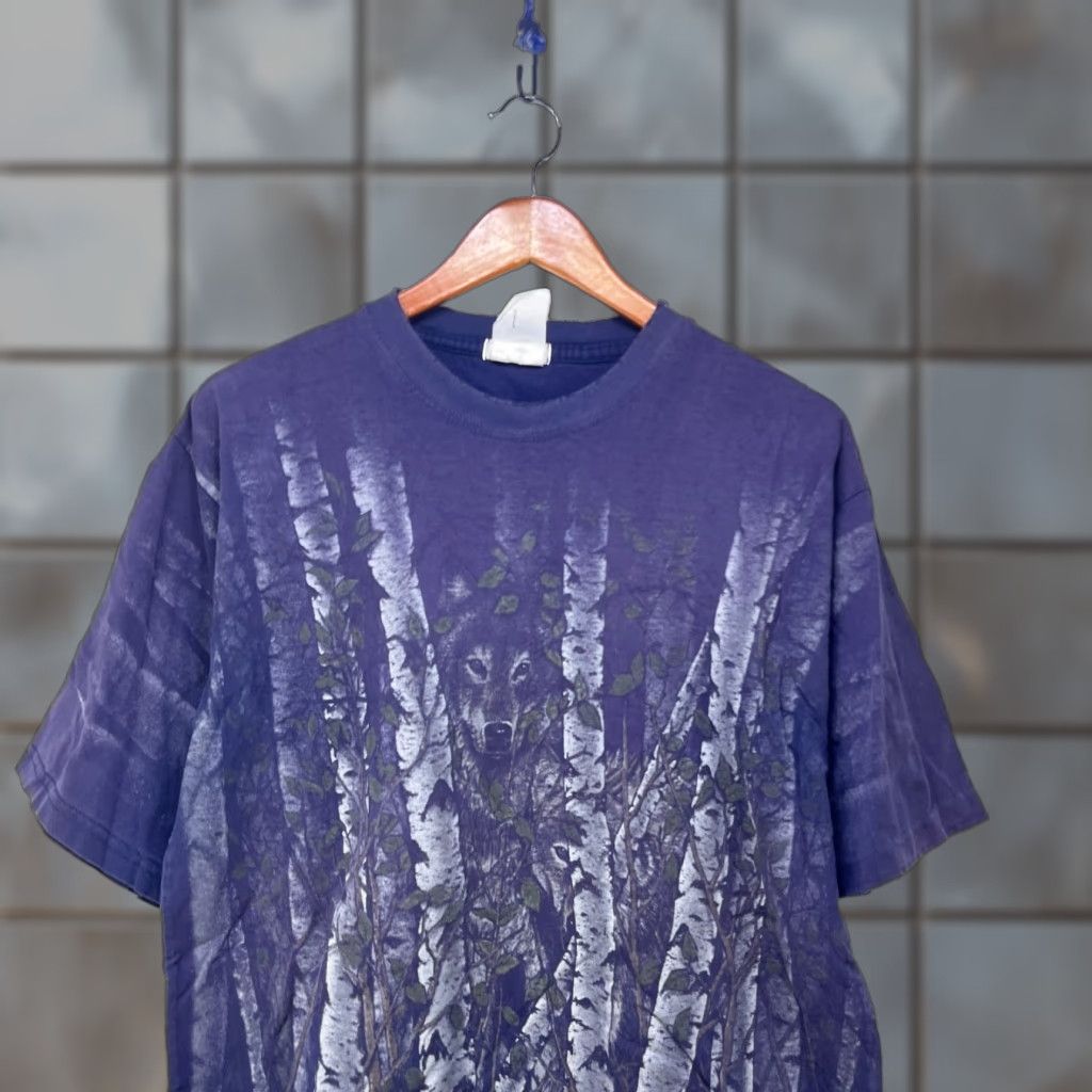 Vintage VINTAGE Wolf Animal Nature Faded T-Shirt Large 90s Mens Blue Cotton Crew Neck Short Sleeve T-Shirt Size US L / EU 52-54 / 3 - 1 Thumbnail