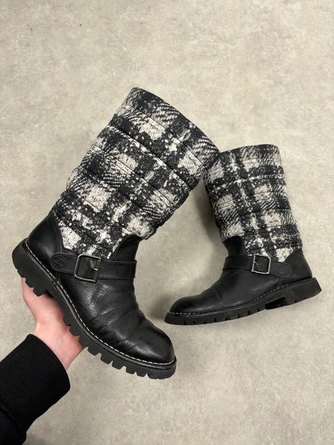 Chanel Chanel Black Leather Quilted Biker Boots Size US 8 / IT 38 - 1 Thumbnail