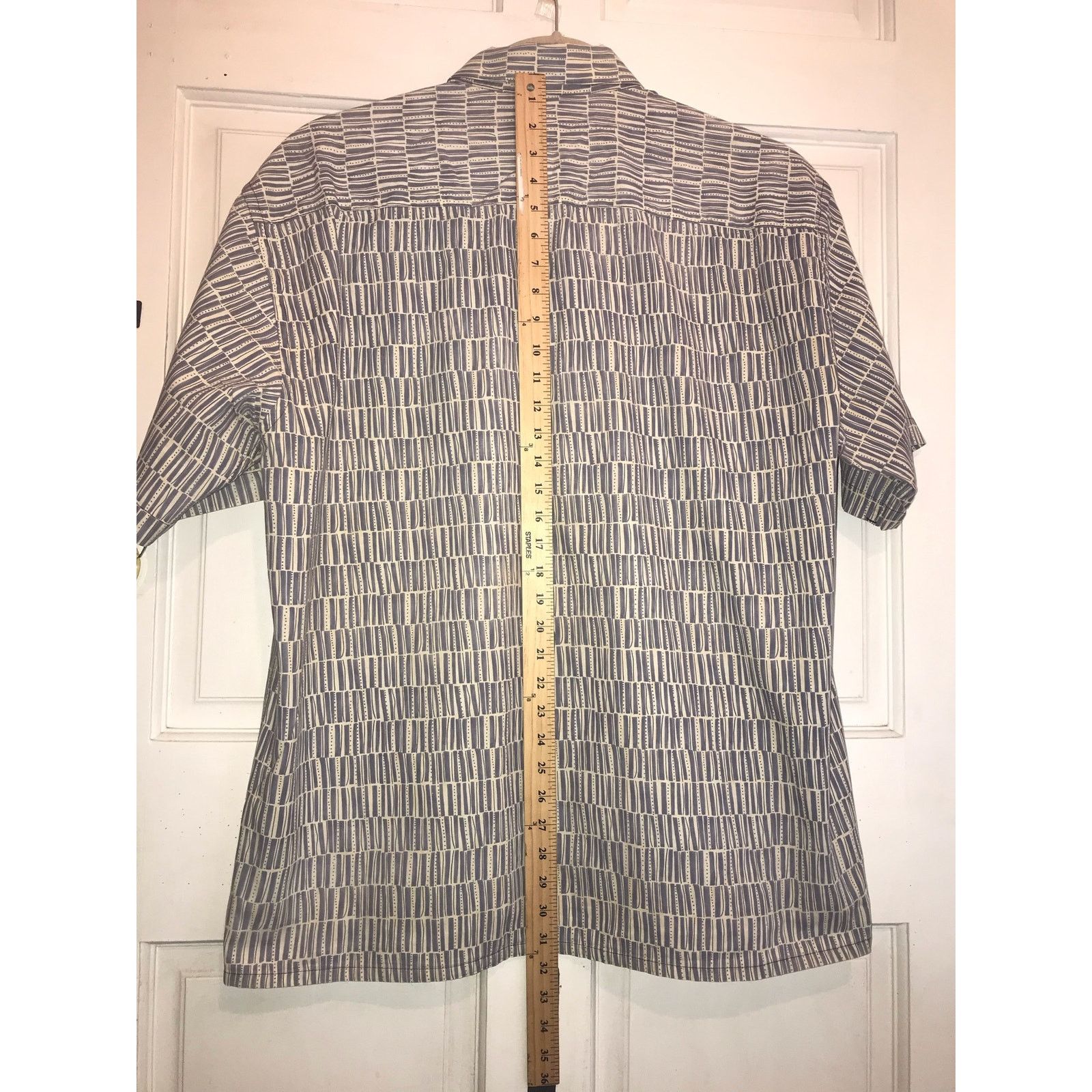 Pierre Cardin Pierre Cardin Shirt Men’s XL Gray Plaid Short Sleeve Size US XL / EU 56 / 4 - 11 Thumbnail