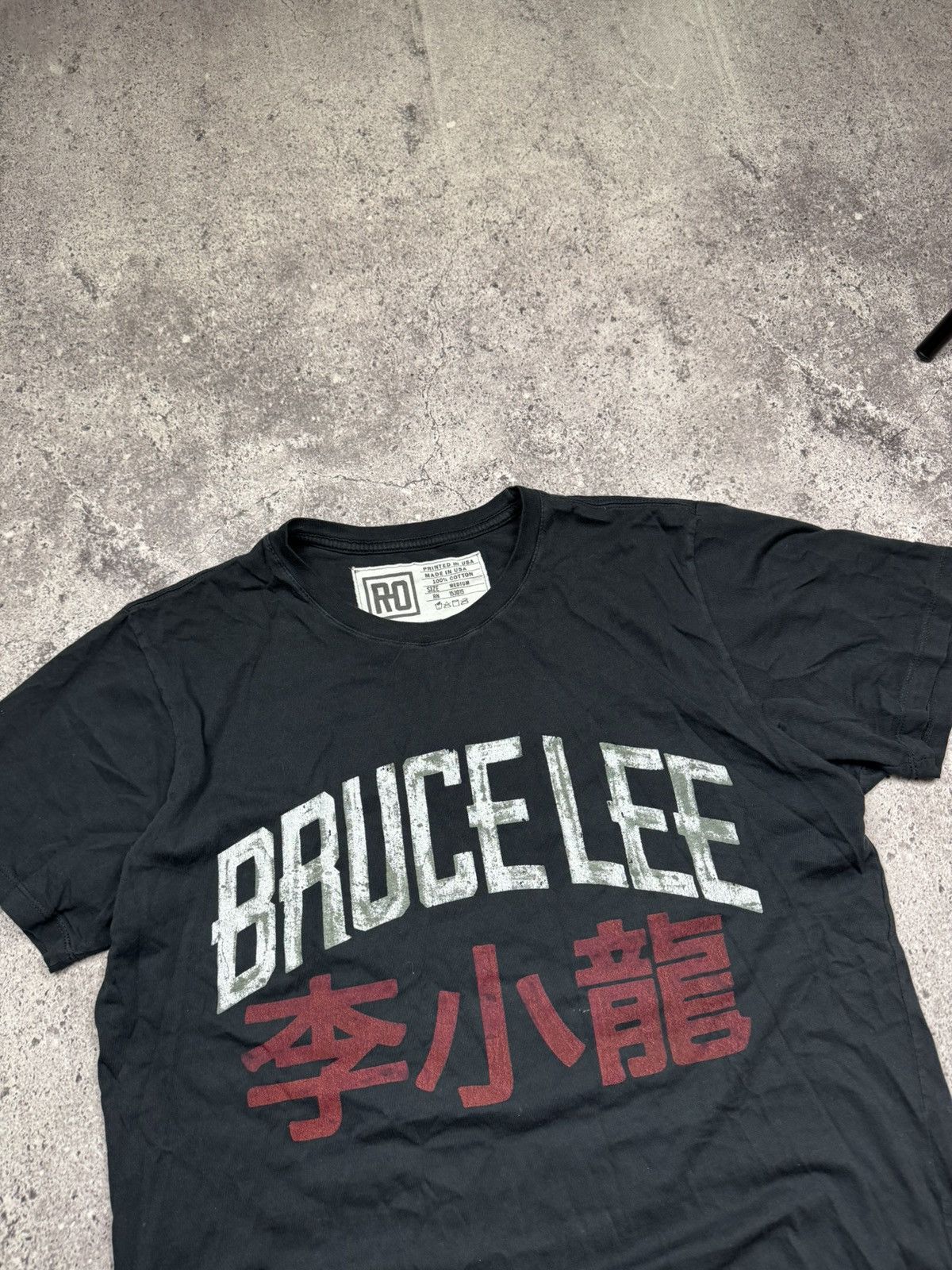 Vintage Vintage Bruce Lee Y2K Japanesse Symbol Archive T Shirt Rare Size US M / EU 48-50 / 2 - 2 Thumbnail