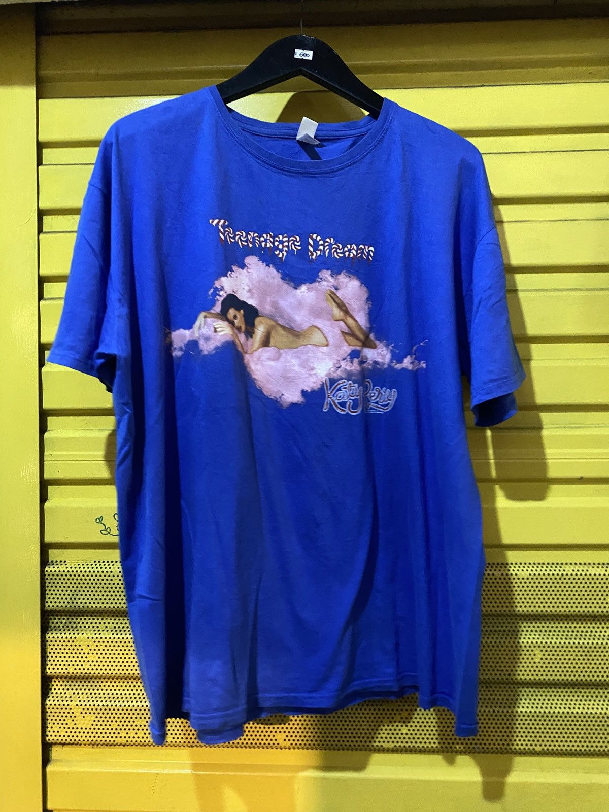 Band Tees Katy perry california dream tour Size US XL / EU 56 / 4 - 1 Thumbnail