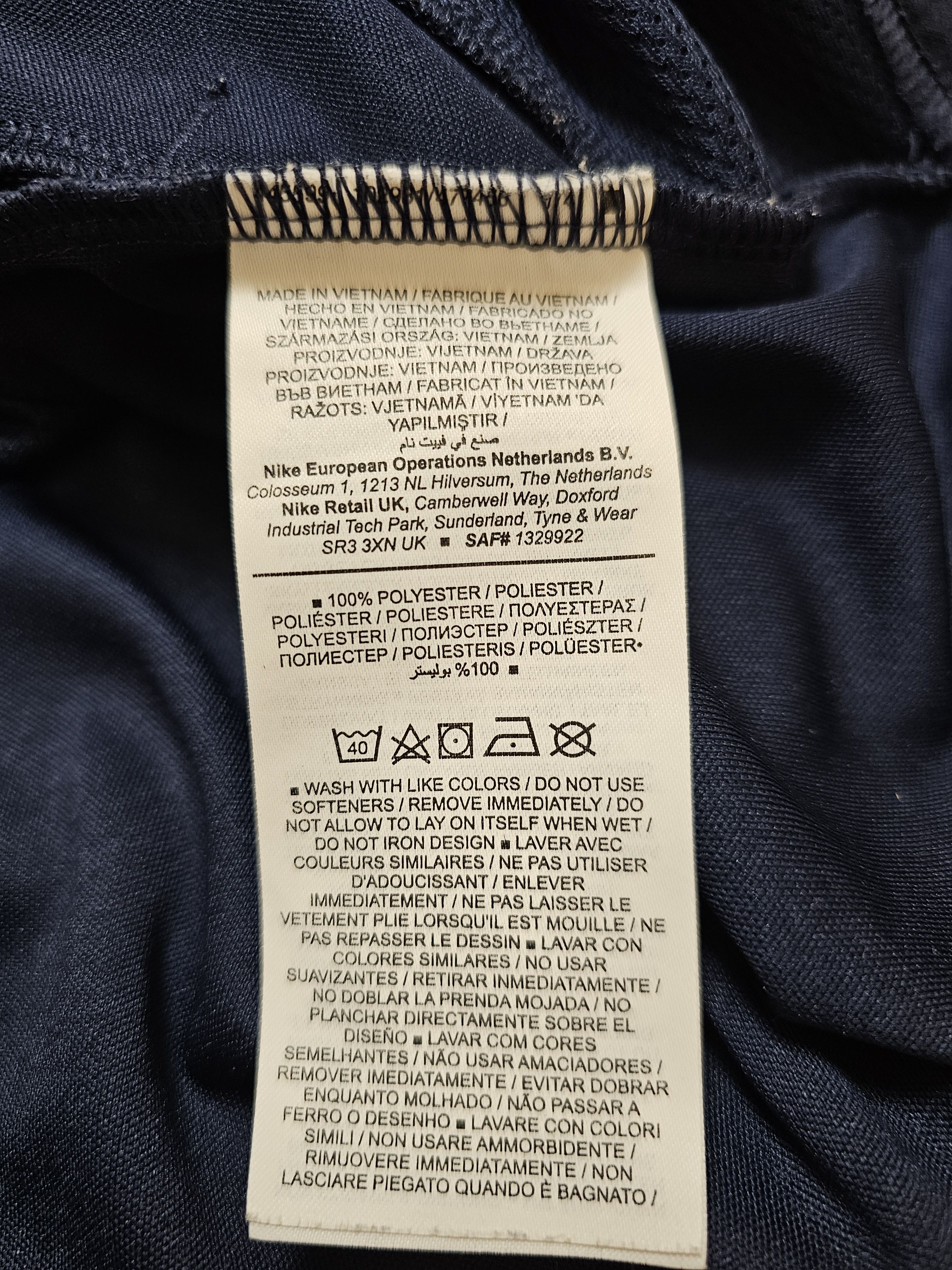 Nike TOTTENHAM HOTSPUR JACKET FOOTBALL JACKET SOCCER FULL ZIP Size US M / EU 48-50 / 2 - 7 Thumbnail