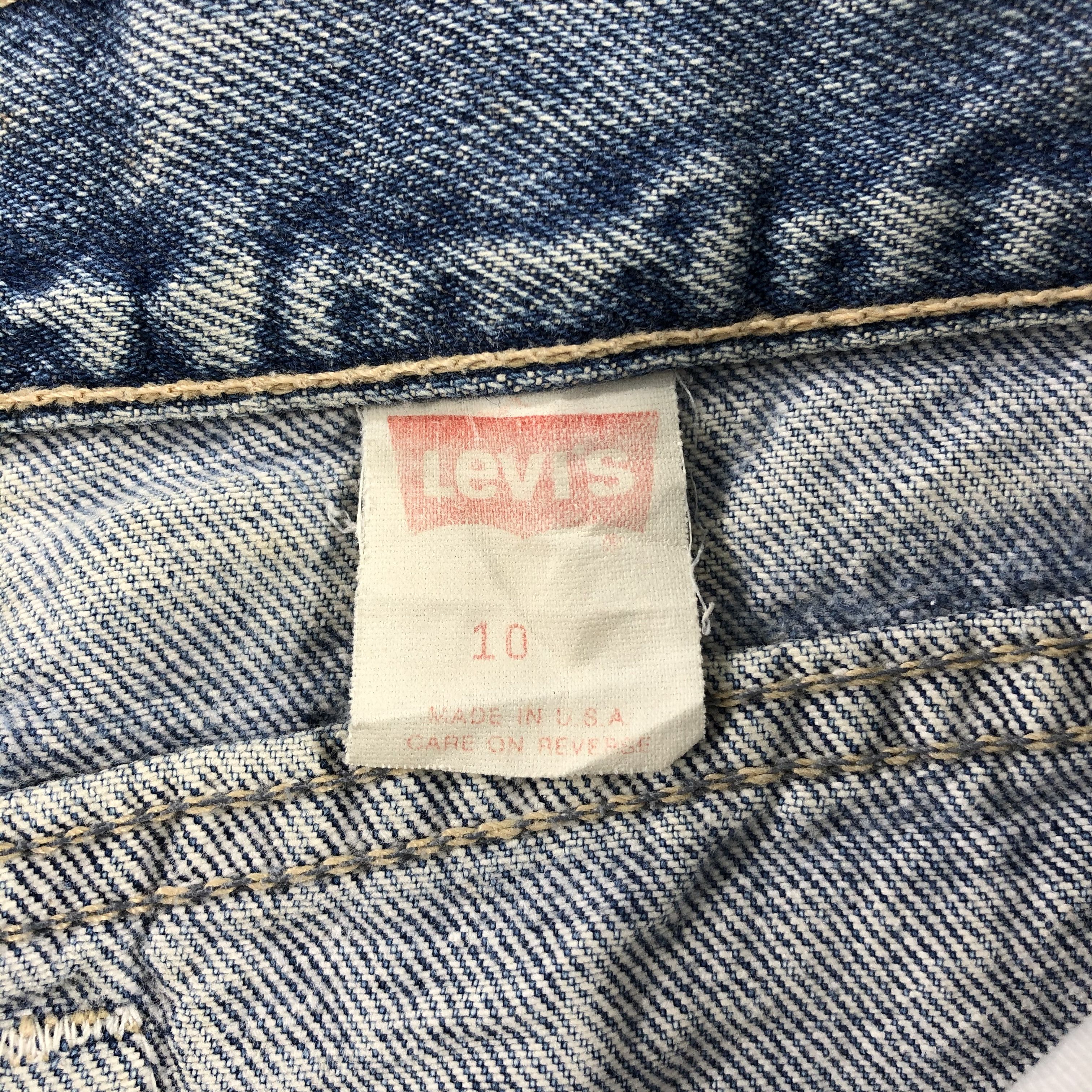 Levi's Vintage Light Wash Levis Jeans-J2214 Size US 26 / EU 42 - 11 Thumbnail