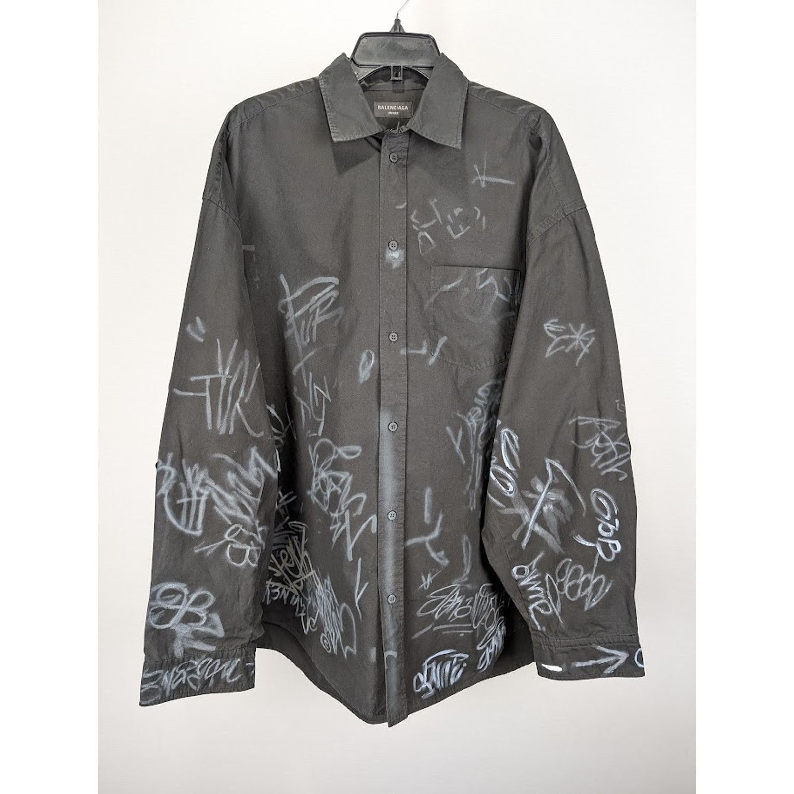 Balenciaga o1rshd1 Cotton Poplin Graffiti Oversized Shirt in Black Size US S / EU 44-46 / 1 - 1 Thumbnail