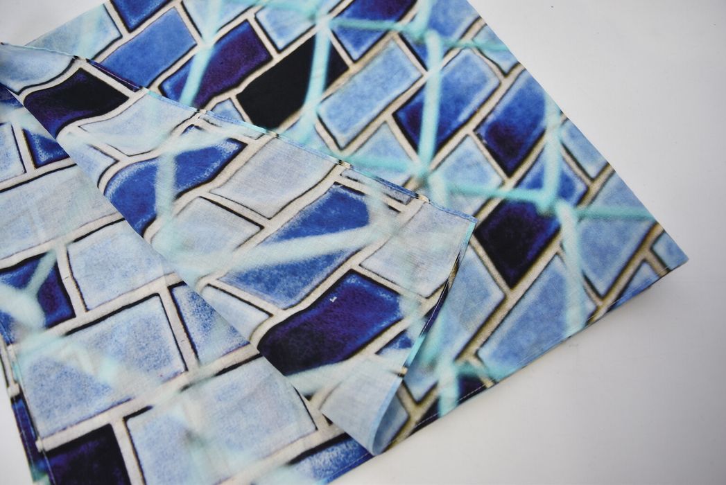 Issey Miyake graphic scarf 22375 - 0428 53 | Grailed