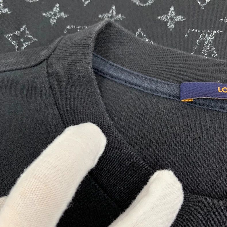 Louis Vuitton Louis Vuitton Black logo full-print cotton crewneck short- Size US M / EU 48-50 / 2 - 8 Thumbnail