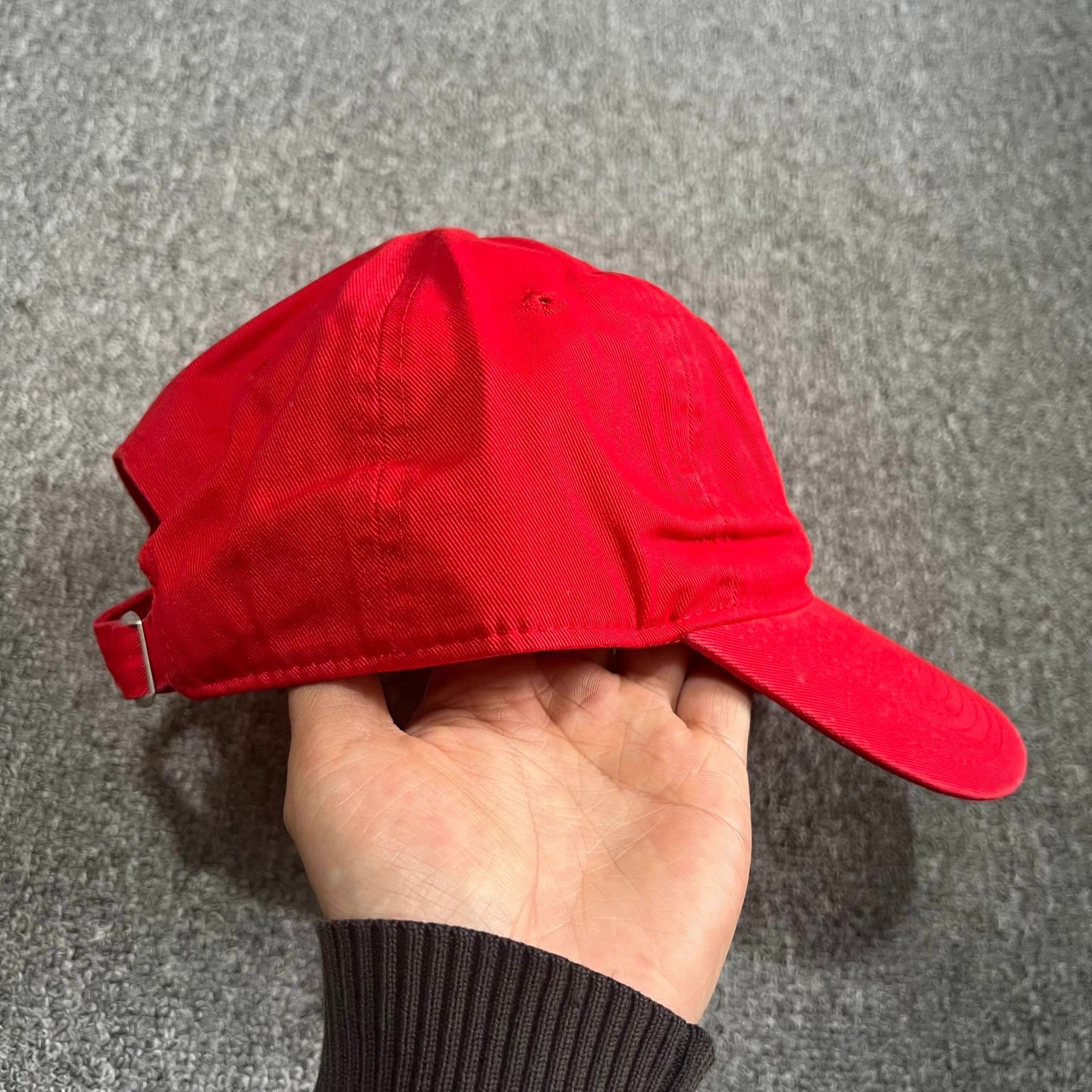 Cross Colours Cross Colours Classic EmbroideredCurvedBrim Baseball Cap. Q7 Size ONE SIZE - 6 Thumbnail