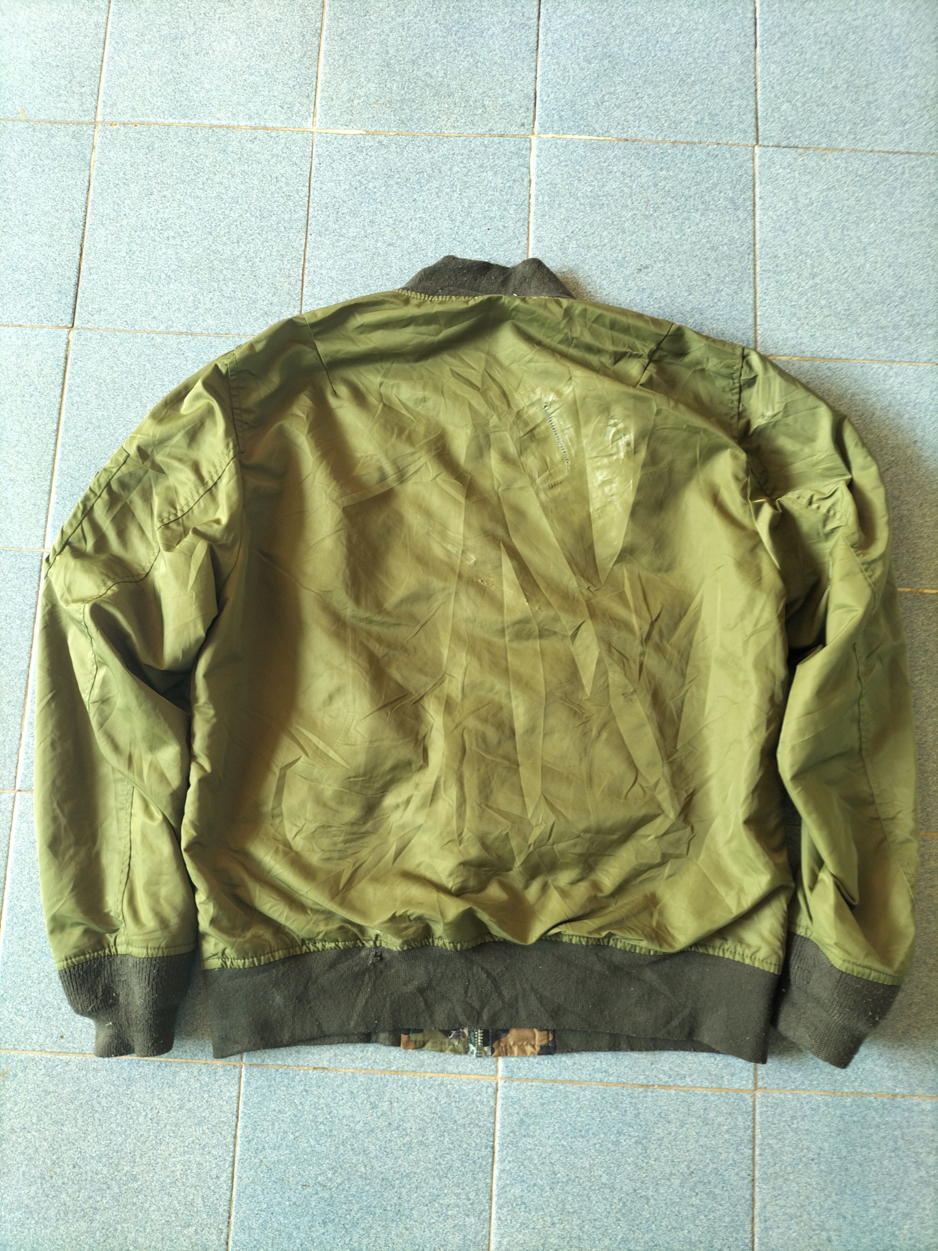 Vintage Vintage Military Reversible Army Camouflage Bomber jacket Size US M / EU 48-50 / 2 - 7 Thumbnail