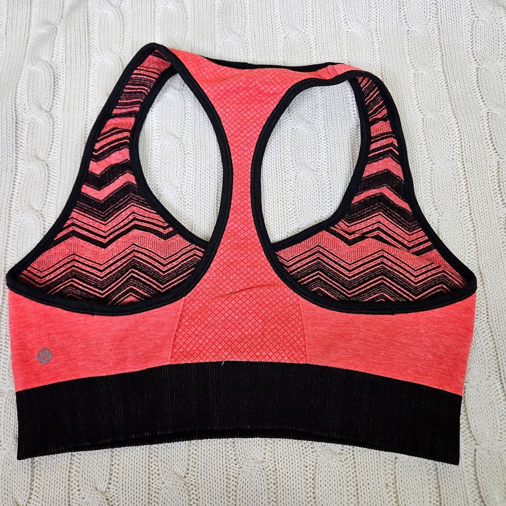Lululemon Lululemon Women's Ebb & Flow Racerback Sports Bra Size 4 Multicolor Logo Adjustable Wireless Nylon Polyester Spandex Activewear Sports Bra Girls/Women Size ONE SIZE - 6 Thumbnail