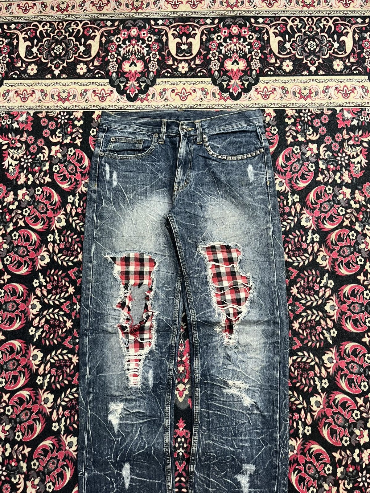 Hysteric Glamour Japanese Brand Tartan Patches Pocket Studded Crack Blue Jean Size US 31 - 3 Thumbnail