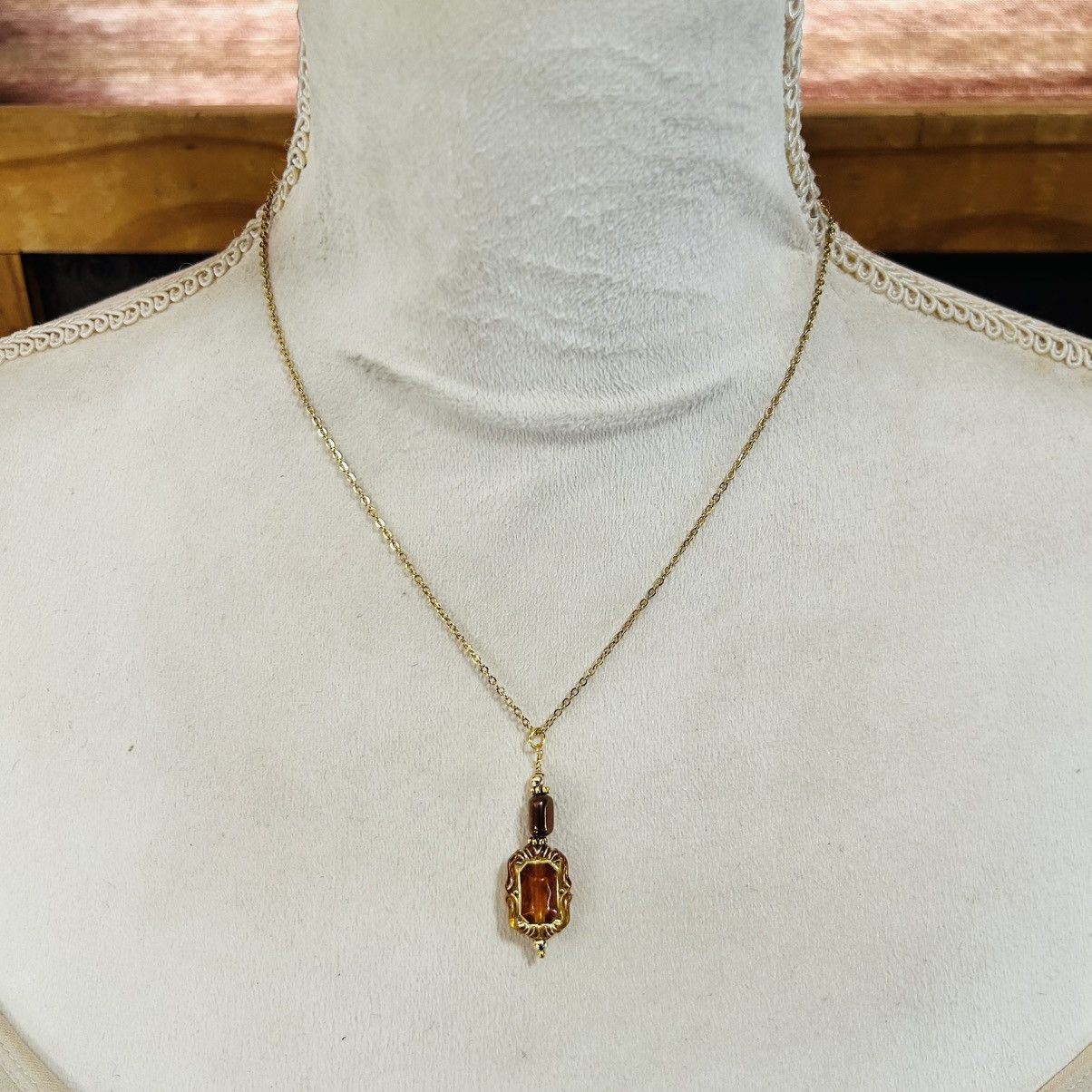 Handmade Handcrafted elegant glass beaded pendant on chain necklace Size ONE SIZE - 3 Thumbnail