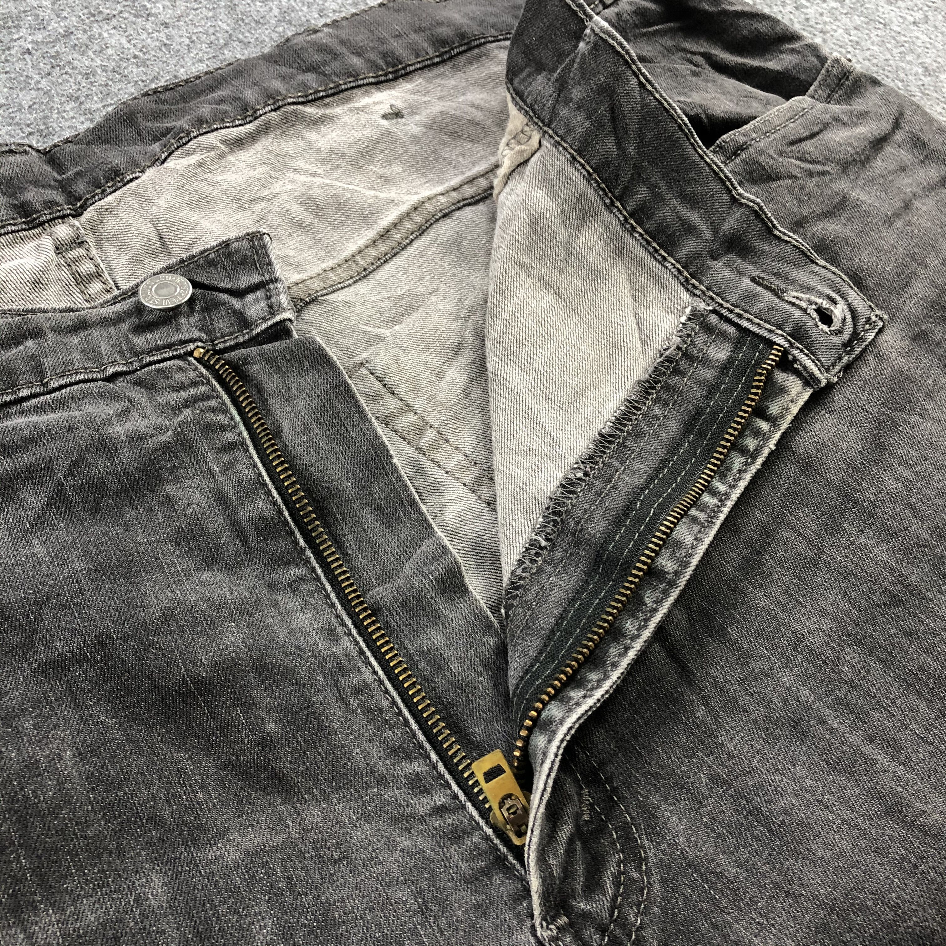 Levi's Vintage Levis 559 Earth Tone Jeans-J2183 Size US 44 / EU 60 - 10 Thumbnail