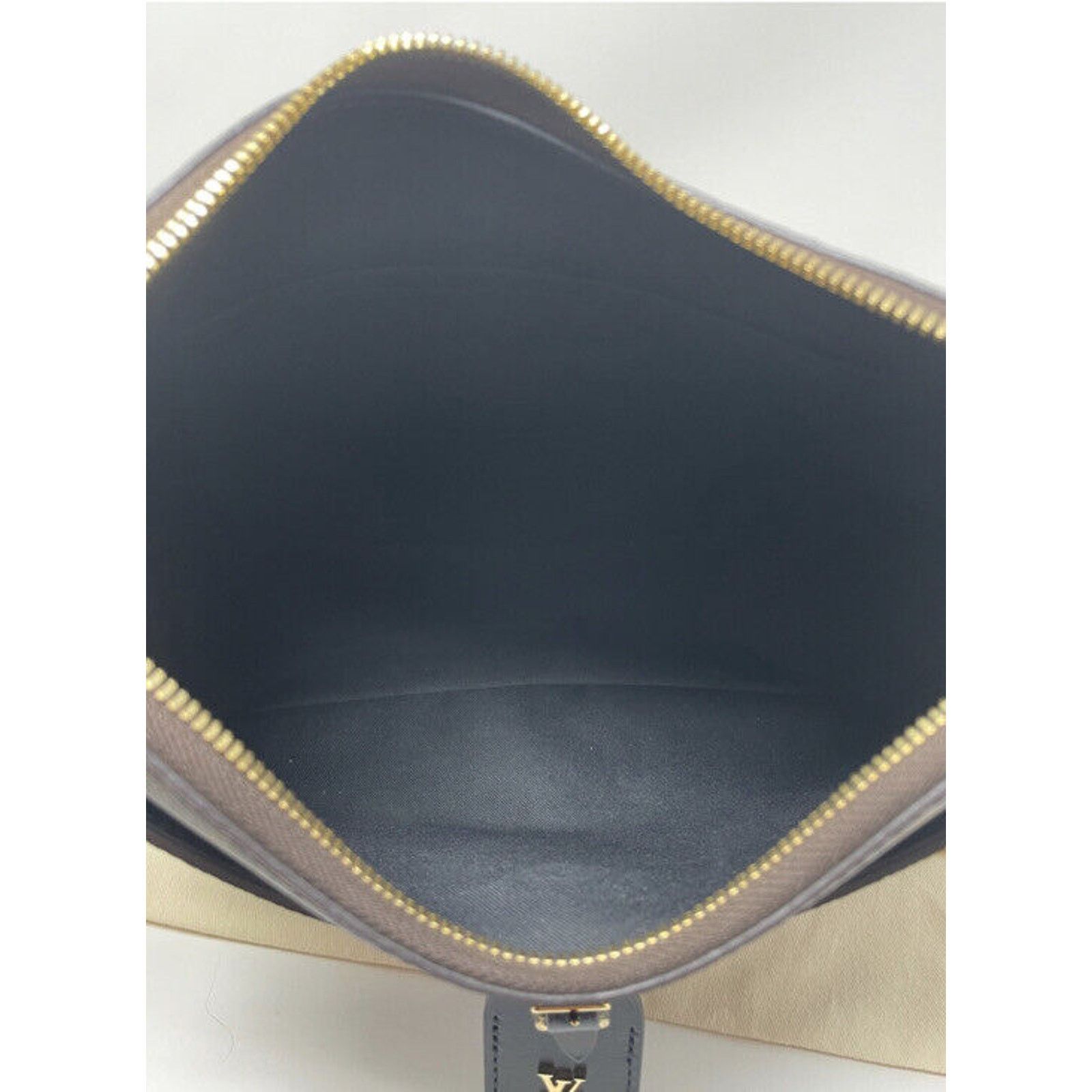 Louis Vuitton Louis Vuitton Odeon Monogram Shoulder Bag MM Brown Canvas Size ONE SIZE - 10 Thumbnail
