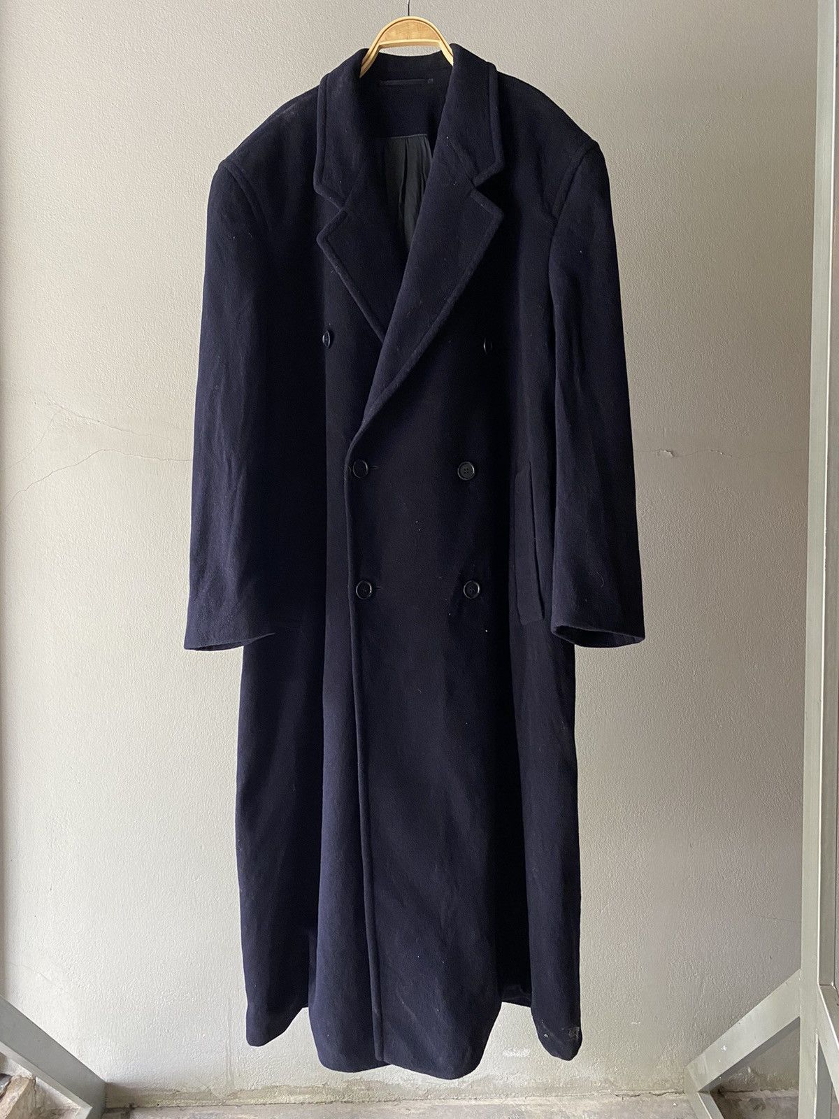 Yves Saint Laurent YVES SAINT LAURENT pour homme Navy Double-Breasted Coat Size US XXL / EU 58 / 5 - 22 Thumbnail