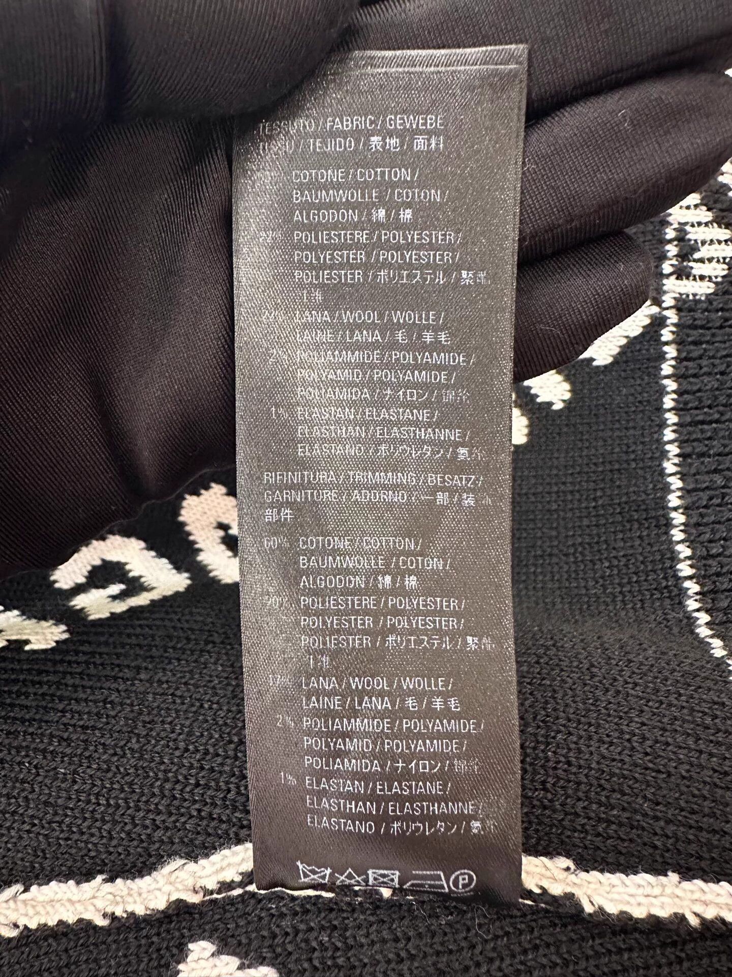 Balenciaga Balenciaga wmn off-white allover black logo sweater S Size S / US 4 / IT 40 - 7 Thumbnail