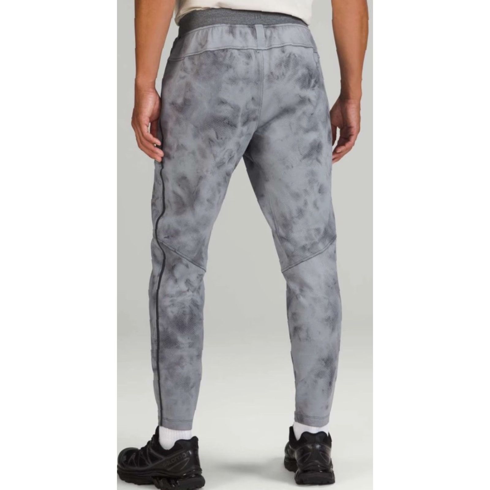 Lululemon Lululemon Textured Tech Pants M Mens Gray Camouflage Jogger Slim Size Medium Tapered Drawstring Activewear Size US 31 - 3 Thumbnail