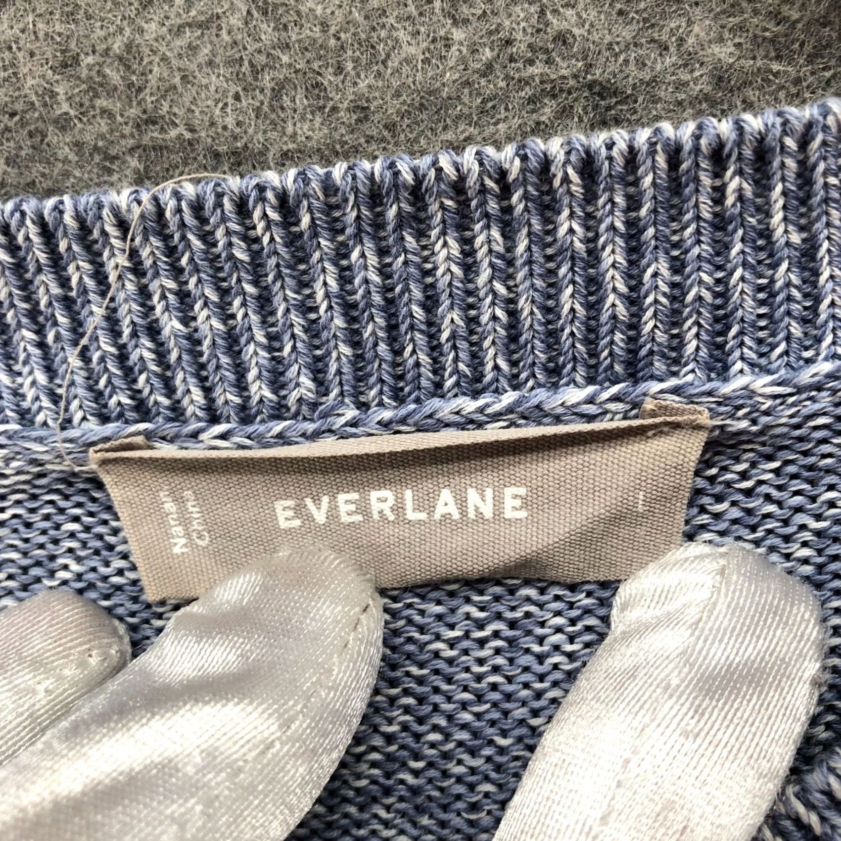 Everlane Everlane Lightweight Cotton Sweater Mens L Light Blue Heather Crewneck Easy Care Cotton Knit Pullover Casual Winter/Fall Mens Regular Fit Size US L / EU 52-54 / 3 - 5 Thumbnail