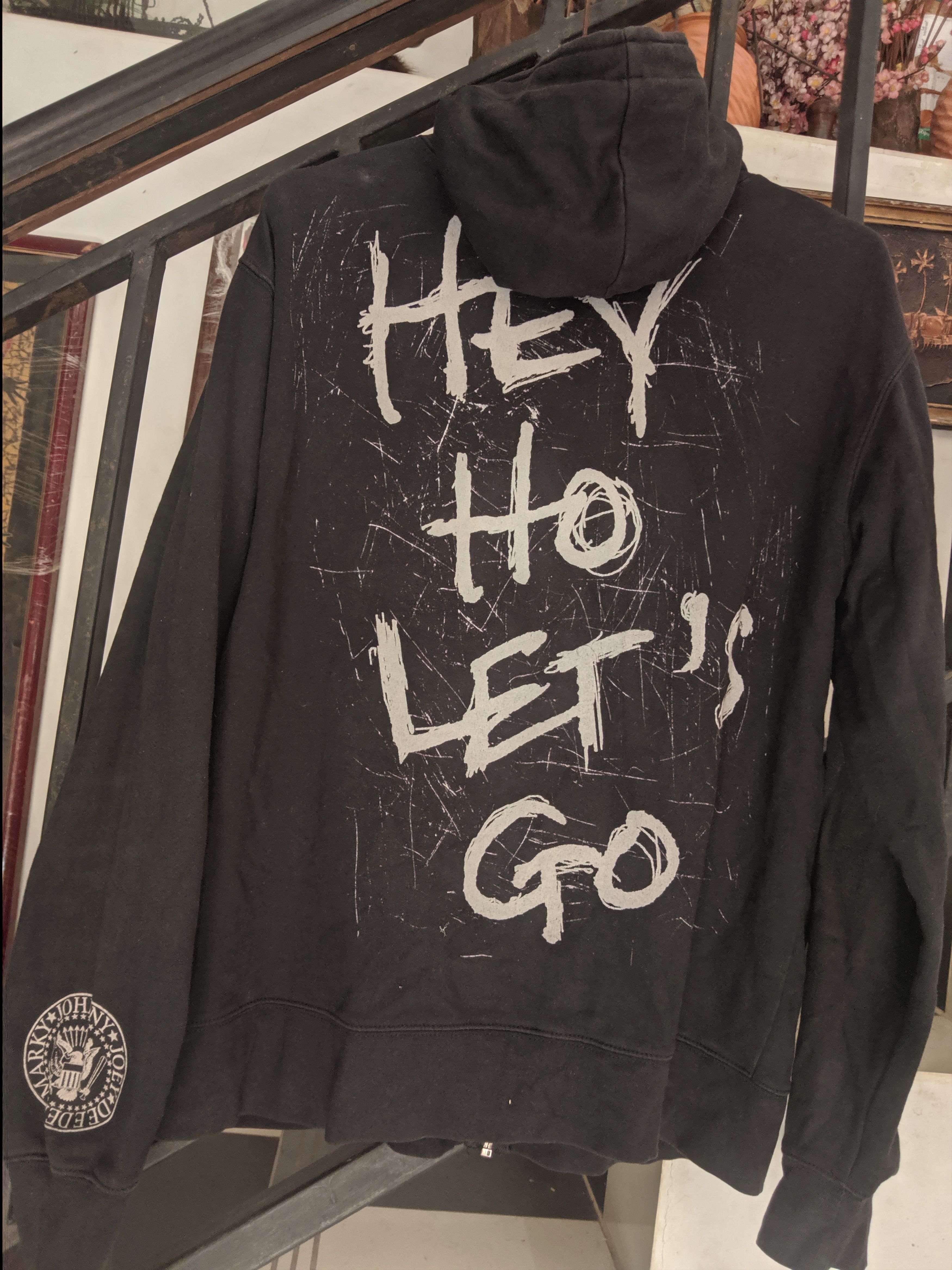 Band Tees Ramones ,Rancid Sex Pistols Gbh Biohazard Green Day Size US L / EU 52-54 / 3 - 11 Thumbnail