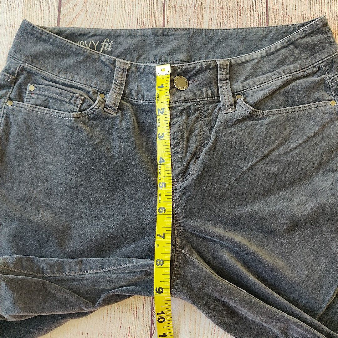 Ann Taylor Ann Taylor Curvy Fit gray velvet straight leg jeans 0P Size 25" / US 0 / IT 36 - 5 Thumbnail