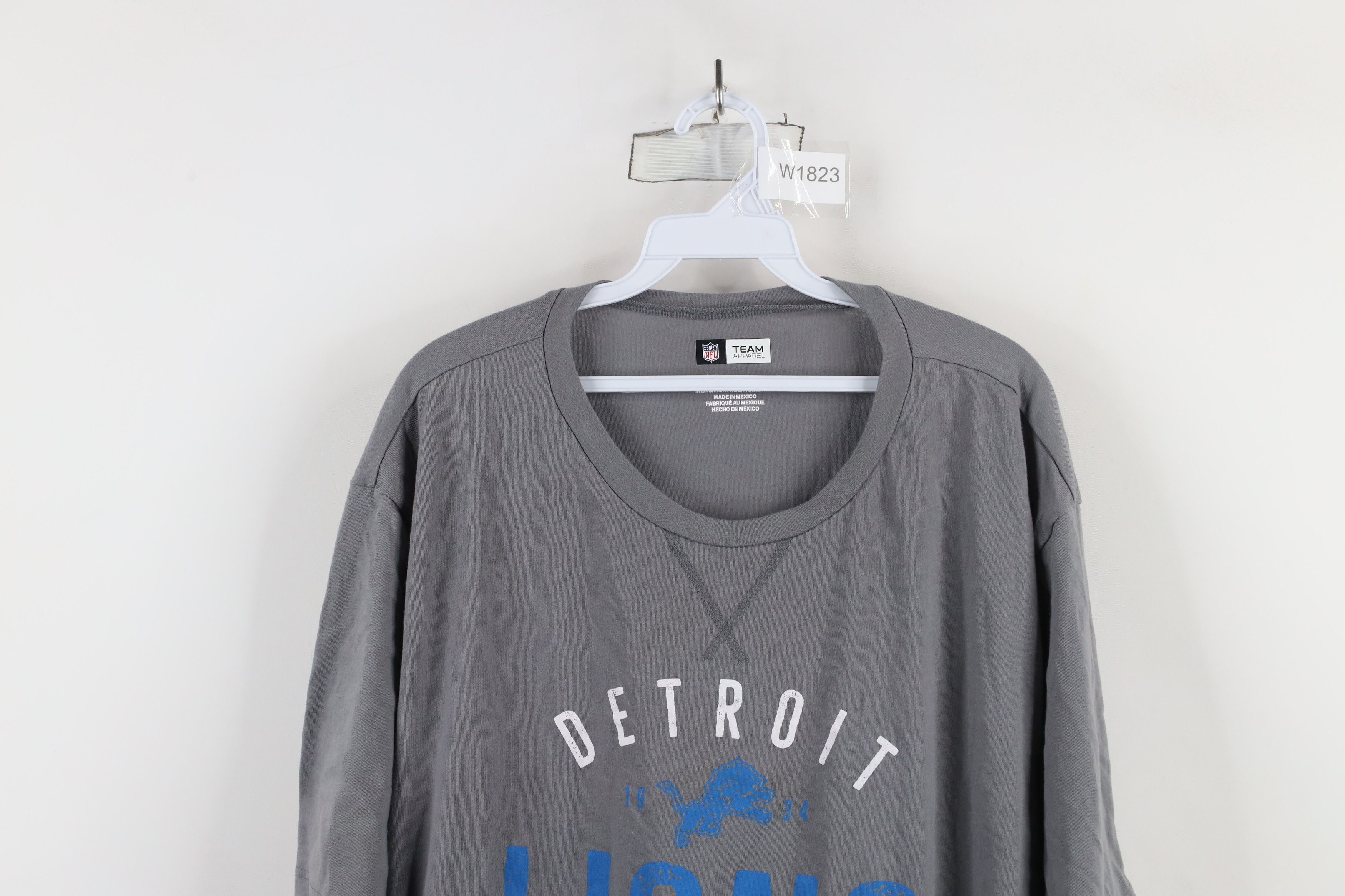 Vintage Vintage Y2K NFL Detroit Lions Football Short Sleeve T-Shirt Size US XXL / EU 58 / 5 - 2 Thumbnail