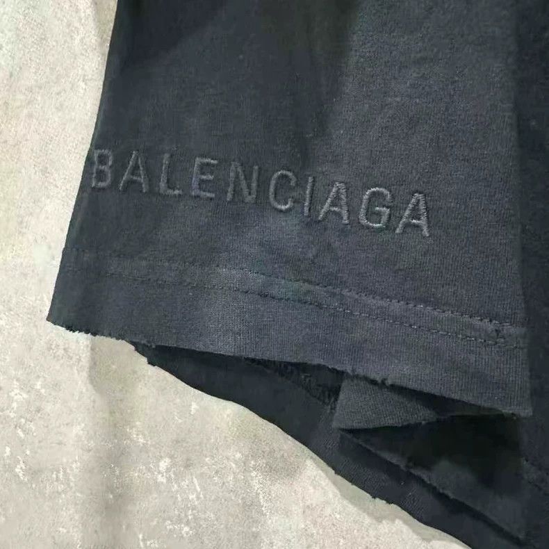 Balenciaga Balenciaga Kardashian Portrait Photo Short Sleeve Size US XL / EU 56 / 4 - 5 Thumbnail
