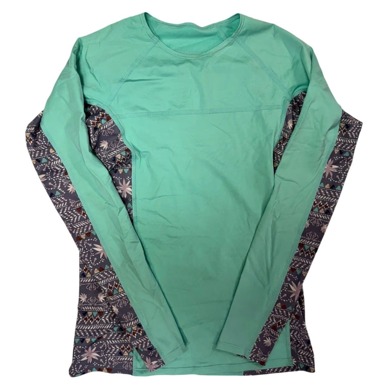Patagonia VINTAGE Women's Patagonia Short-Sleeved Micro Swell Rashguard Swim Top Size S Green Size S / US 4 / IT 40 - 2 Thumbnail