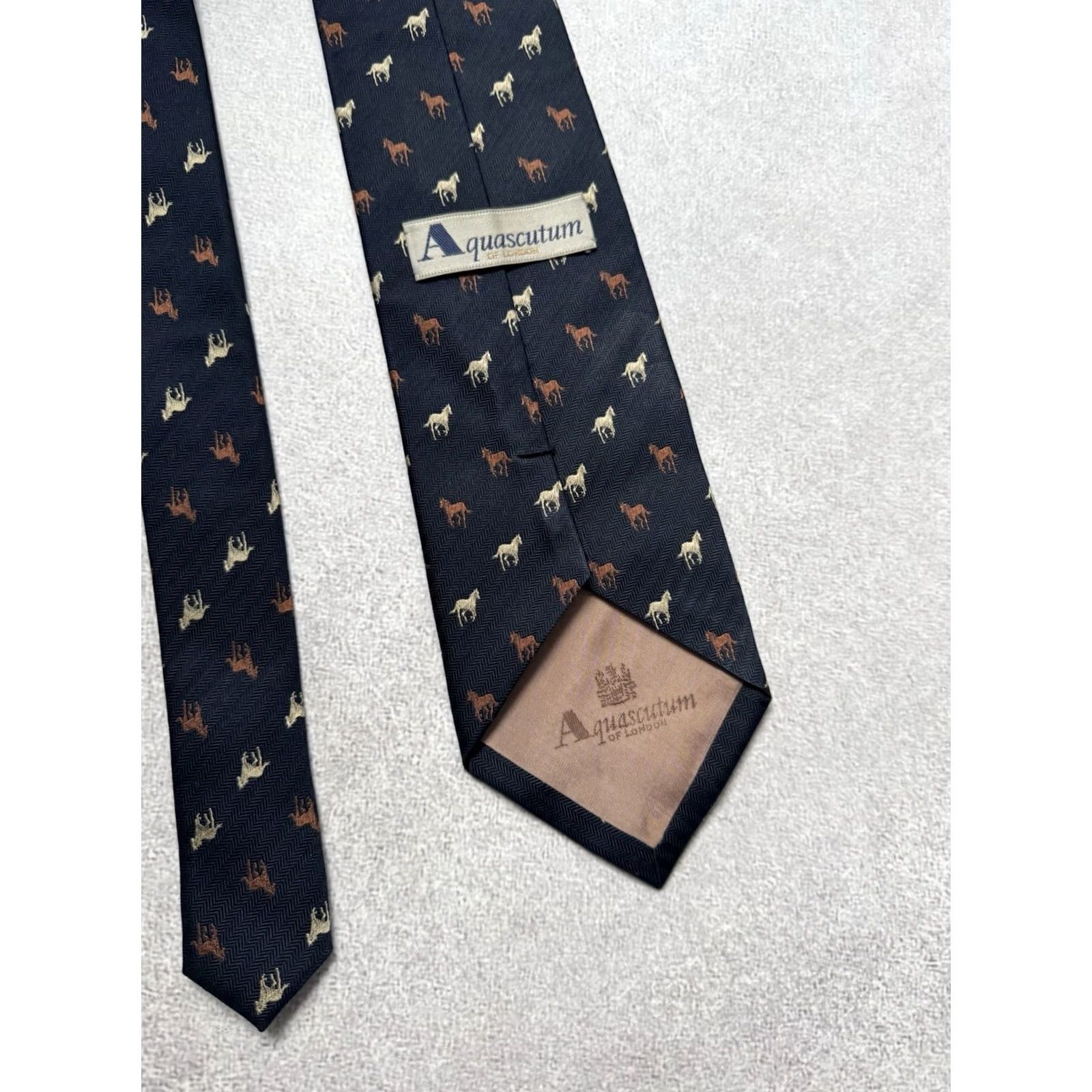 Aquascutum VINTAGE Aquascutum 100% Silk Monogram Horse Cravat Tie Blue Men Size ONE SIZE - 2 Thumbnail