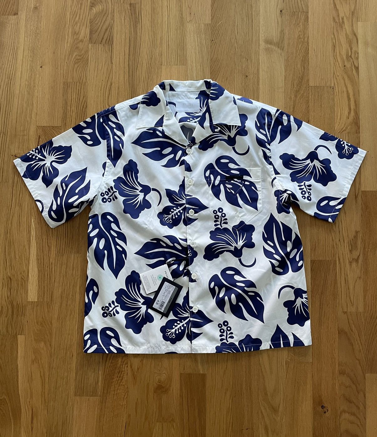 Prada Prada Bowling Shirt “Ibiscus Print” Size US L / EU 52-54 / 3 - 1 Thumbnail