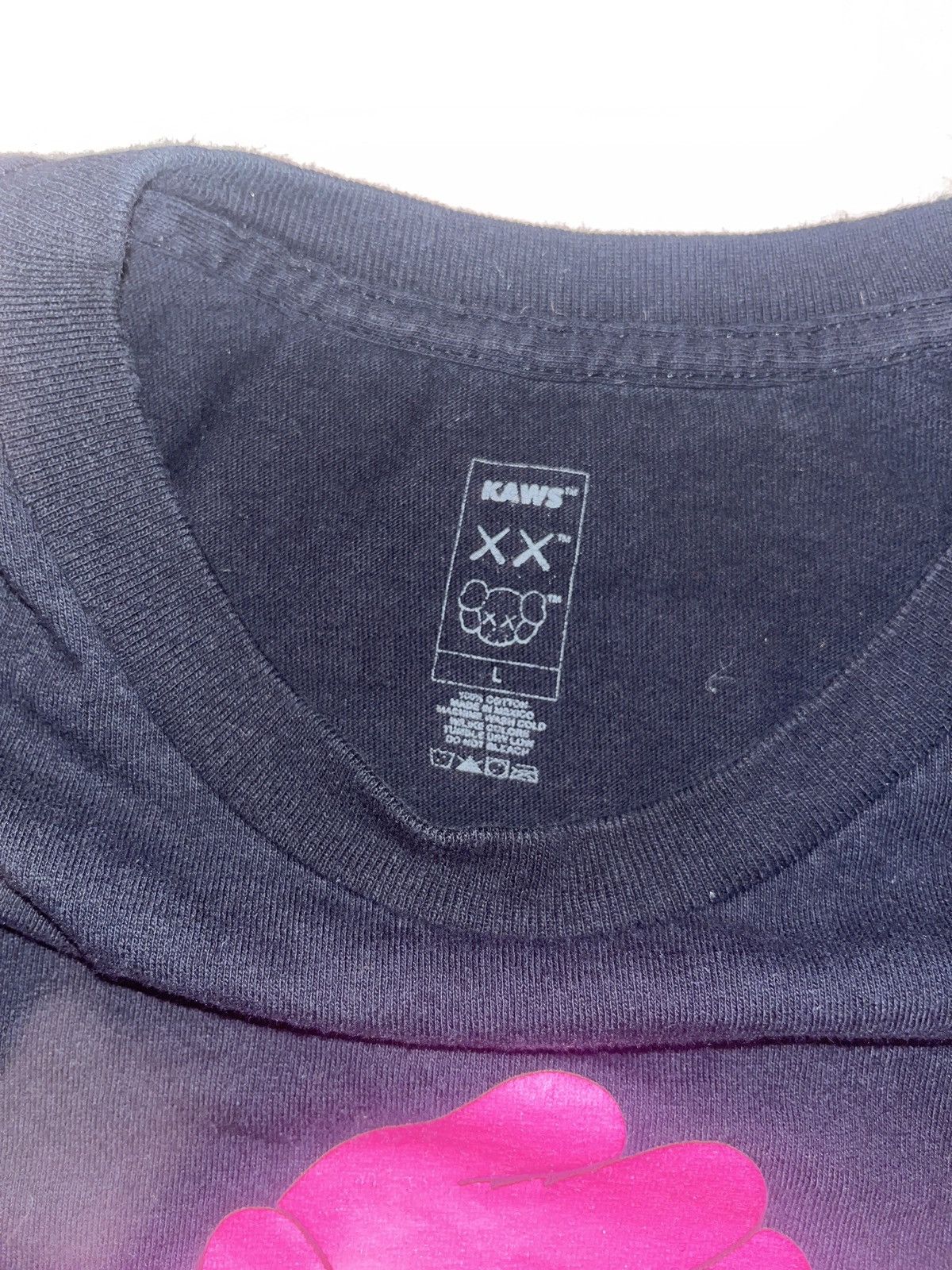 Kaws KAWS SKELETON NEW FICTION Tee Size US L / EU 52-54 / 3 - 3 Thumbnail