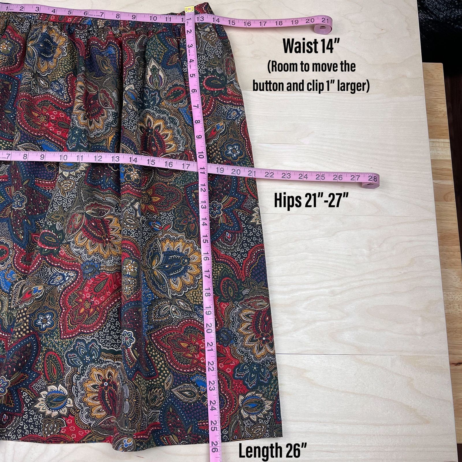 Vintage Vintage 1970s Paisley Print High Waisted A-Line Wool Skirt Size 28" / US 6 / IT 42 - 5 Thumbnail