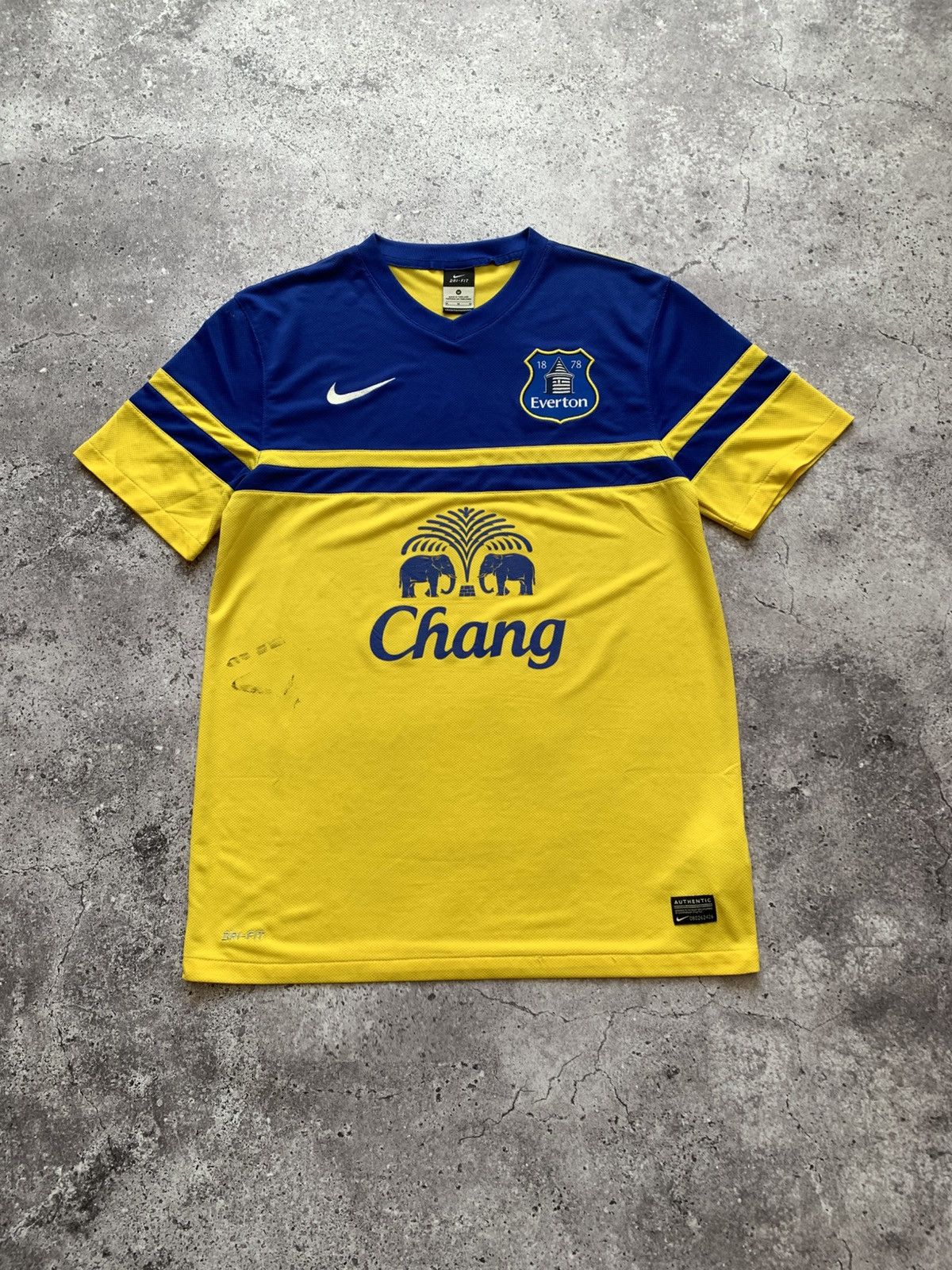 Vintage 🔥NIKE EVERTON 2013 2014 AWAY FOOTBALL SHIRT Size US M / EU 48-50 / 2 - 2 Thumbnail
