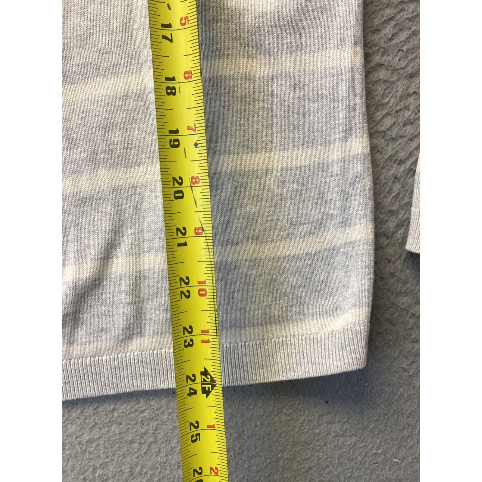 Banana Republic Banana Republic Sweater Mens S Gray Striped Long Sleeve Pullover Casual /106-26 Size US S / EU 44-46 / 1 - 4 Thumbnail