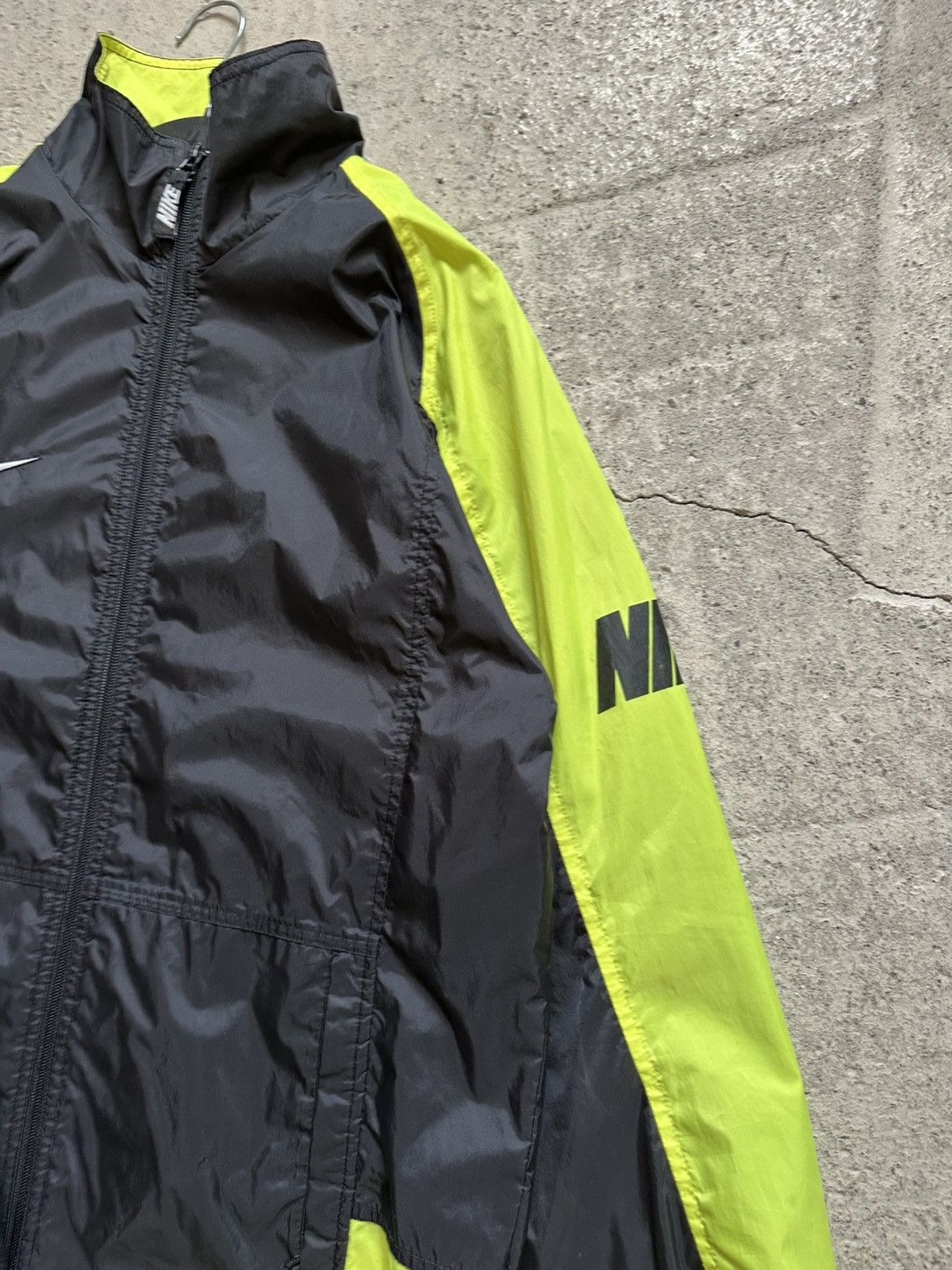 Nike 1997 1998 Nike Training Football Soccer Jacket Nike sz M Men Size US M / EU 48-50 / 2 - 7 Thumbnail