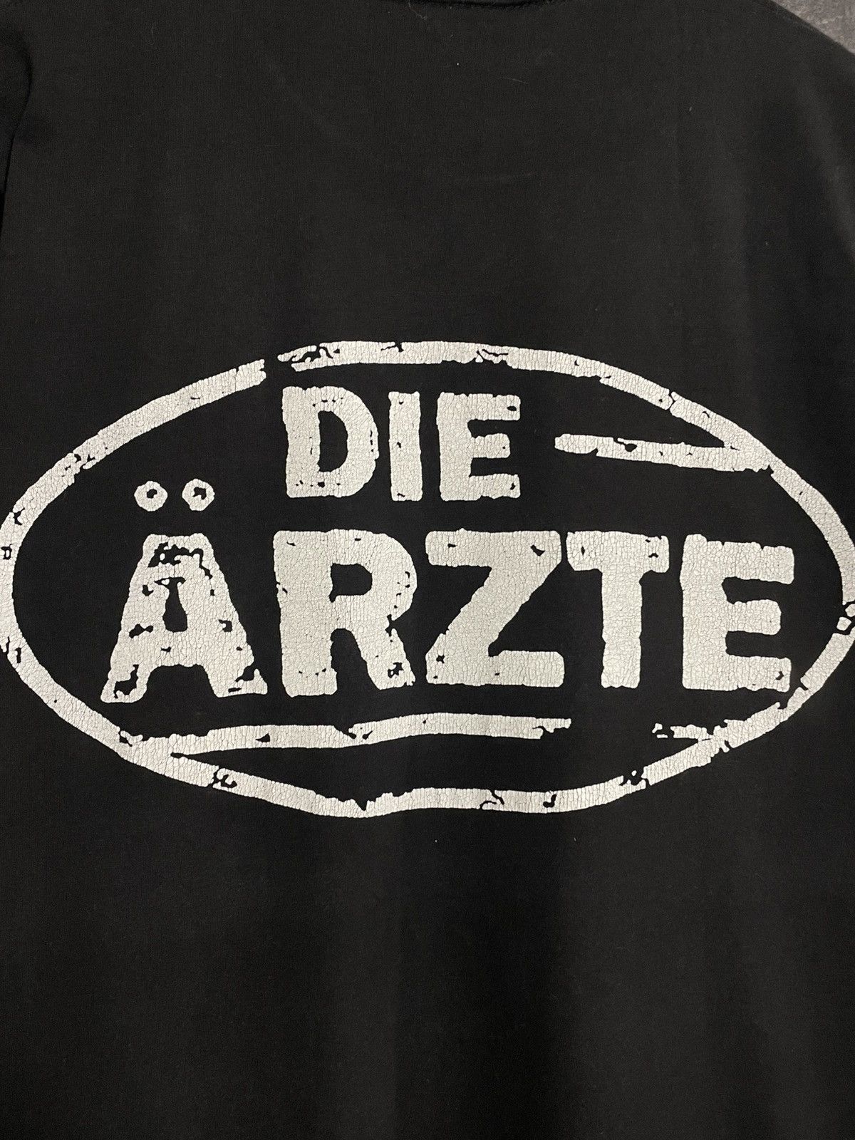 Band Tees Vintage 90s Die Arzte Skull Rock Band T Shirt Oasis Deftones Size US M / EU 48-50 / 2 - 8 Thumbnail
