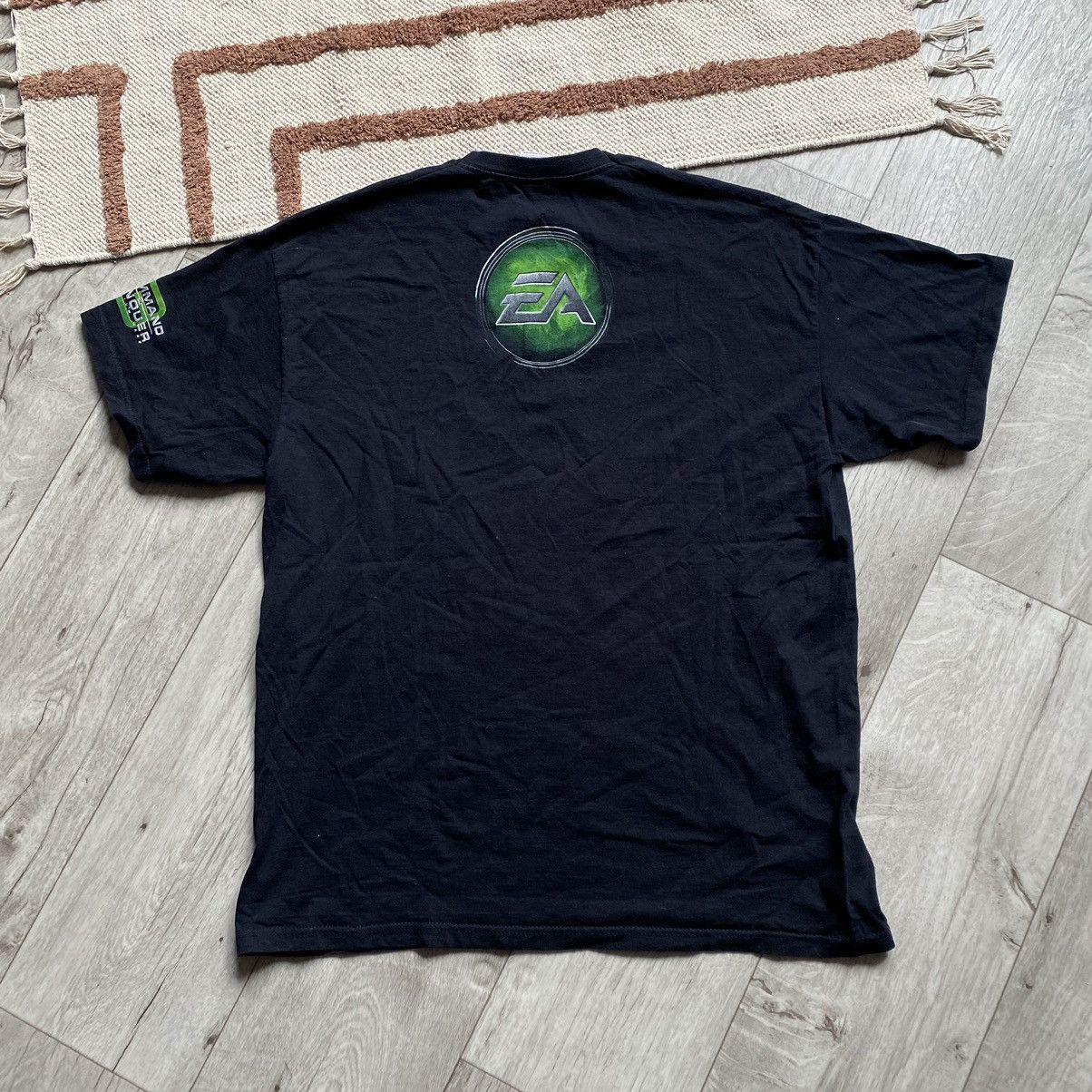 Vintage COMMAND CONQUER 3 EA GAMING WARS T SHIRT Size US XL / EU 56 / 4 - 2 Thumbnail