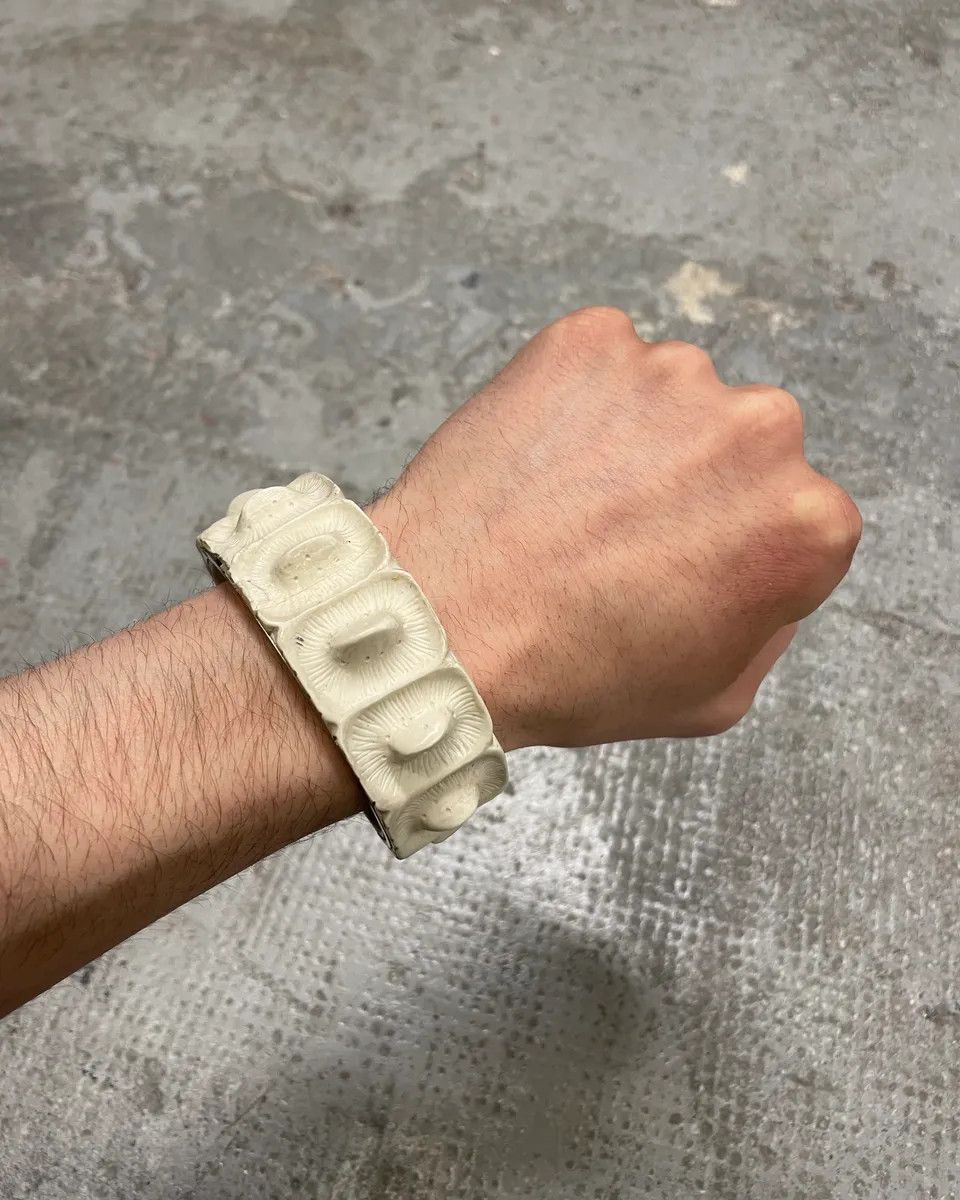 Helmut Lang SS2005 Helmut Lang Alligator Resin Bracelet Size ONE SIZE - 1 Thumbnail