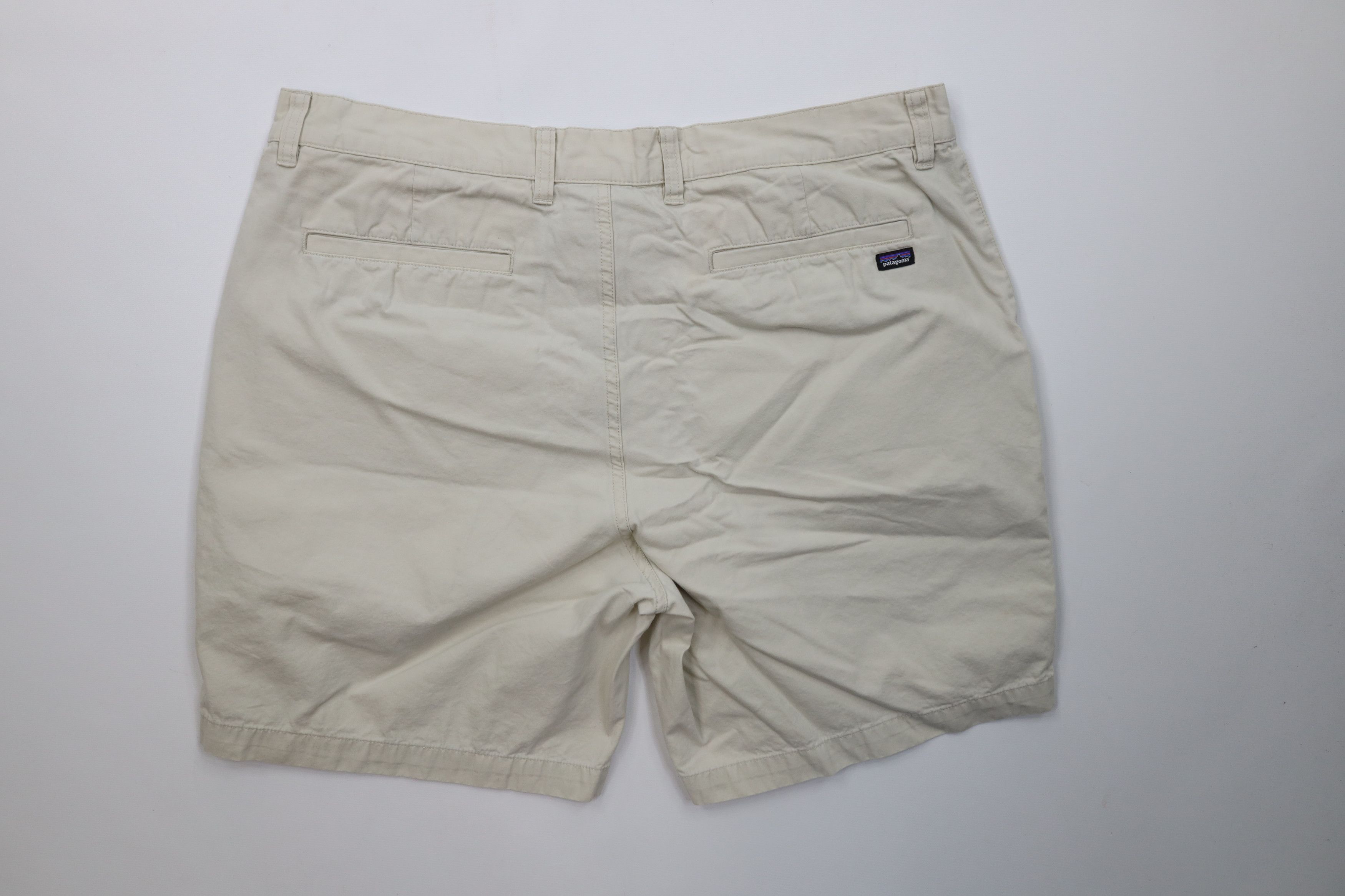 Patagonia Patagonia Spell Out Above Knee Hiking Trekking Shorts Beige Size US 36 / EU 52 - 8 Thumbnail