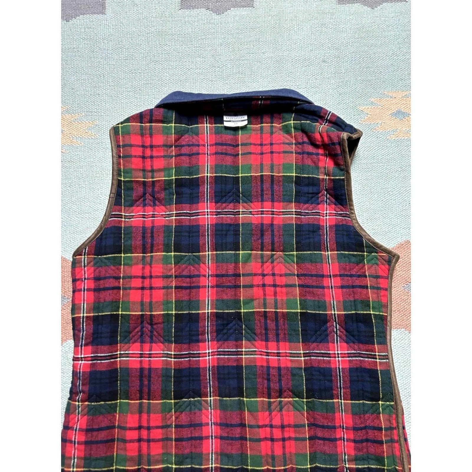 Vintage VINTAGE Legendary Whitetails Reversible Vest Jacket Quilted Plaid Hunting Adult Large Blue Mens Size US L / EU 52-54 / 3 - 8 Thumbnail