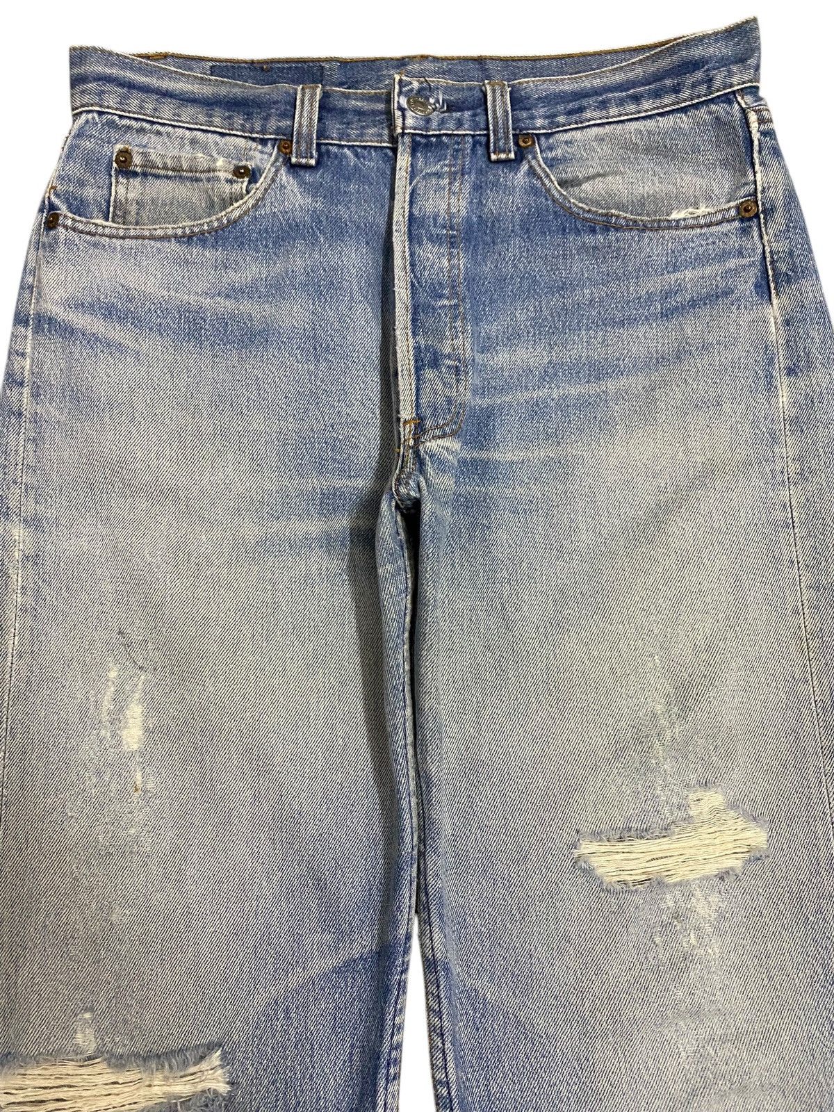 Levi's Vintage Clothing Vintage Levis 501 80’s Button 501 Distressed Loose Jeans Size US 32 / EU 48 - 3 Thumbnail