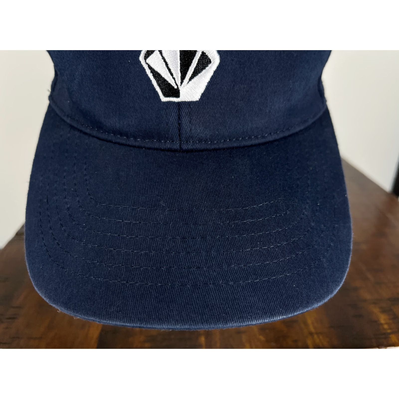 Volcom Volcom Hat Cap Fitted Adult Medium Blue Embroidered Logo Beach Skate Size ONE SIZE - 3 Thumbnail