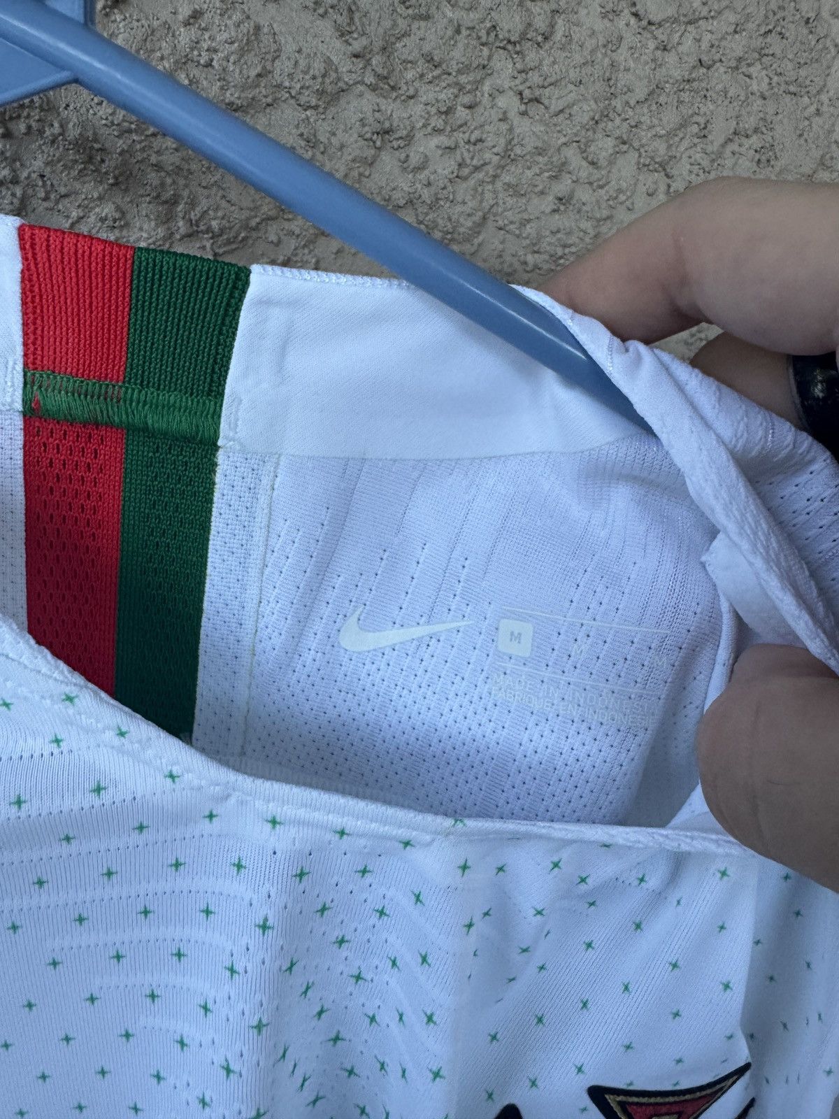 Nike 2018 Portugal Away Player Issue Ronaldo Size M CR7 Size US M / EU 48-50 / 2 - 7 Thumbnail