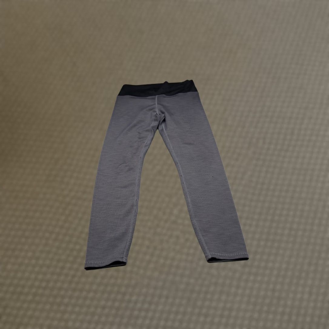 Vuori Vuori Leggings Womens XS Gray Stripe Ankle Wide Waist Stretch Comfort Athleisure Yoga Gym Running Pilates Walking Size 26" / US 2 / IT 38 - 1 Thumbnail