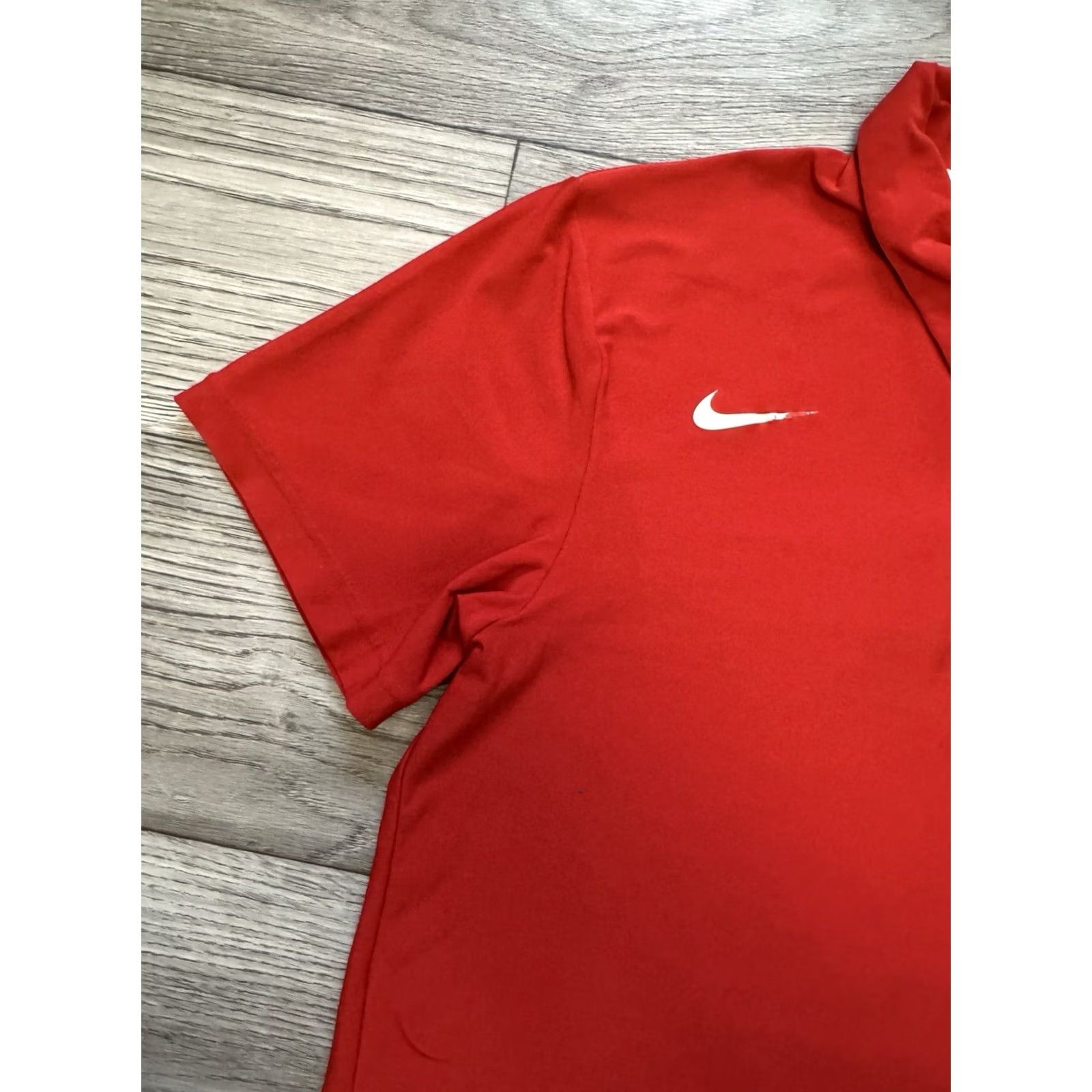 Nike VINTAGE Roger Federer 2010 DAVIS CUP OLYMPICS NIKE Shirt Mens M Red 334860-601 Size US M / EU 48-50 / 2 - 3 Thumbnail